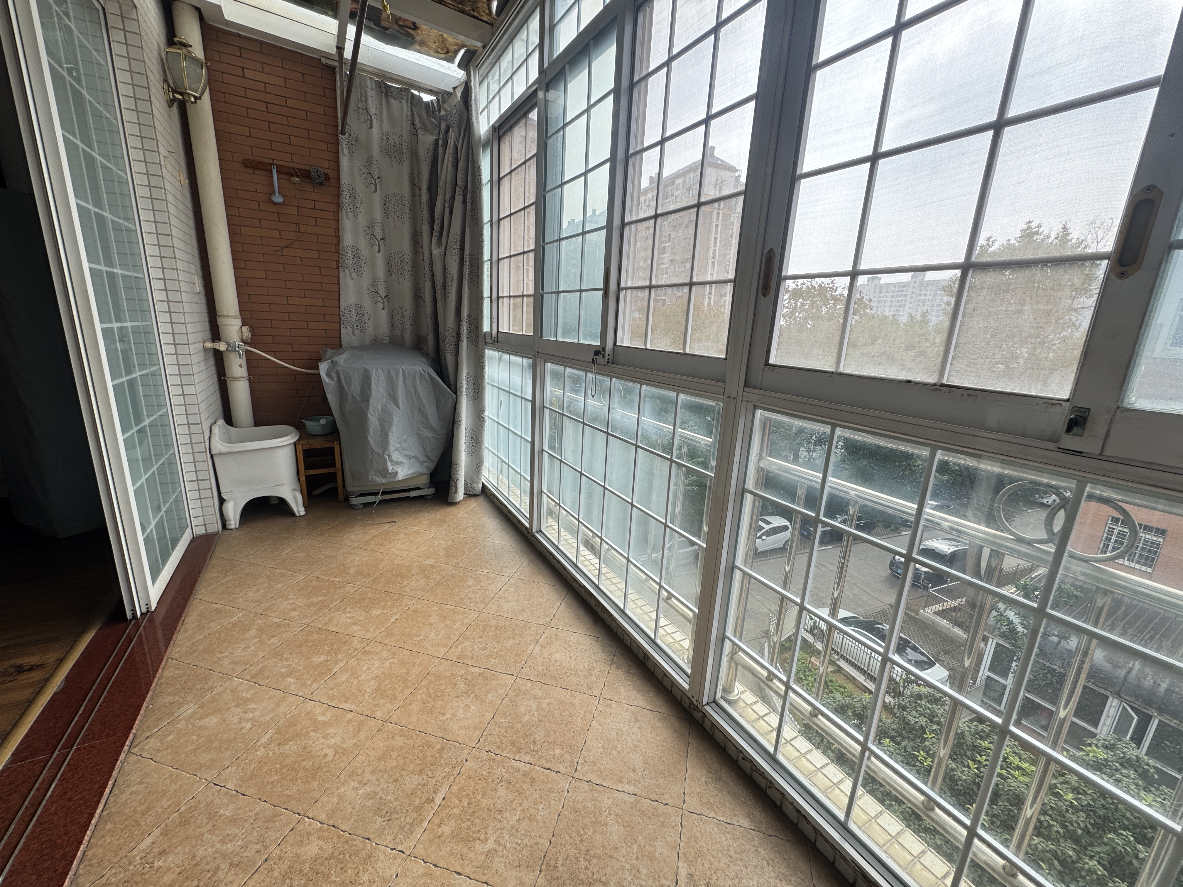 丽景雅苑  4室2厅2卫    69.8万 丽景雅苑  4室2厅2卫    69.8万室内图