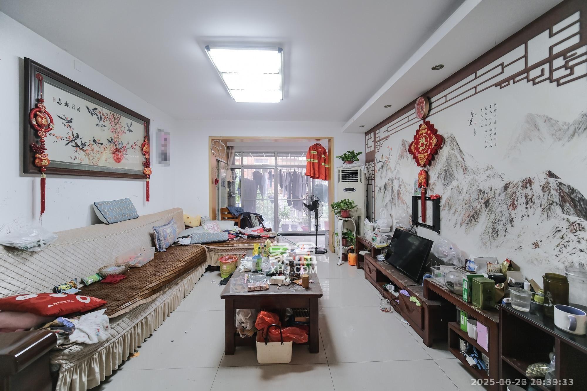 湘瑞家园  3室2厅1卫    1200.0元/月