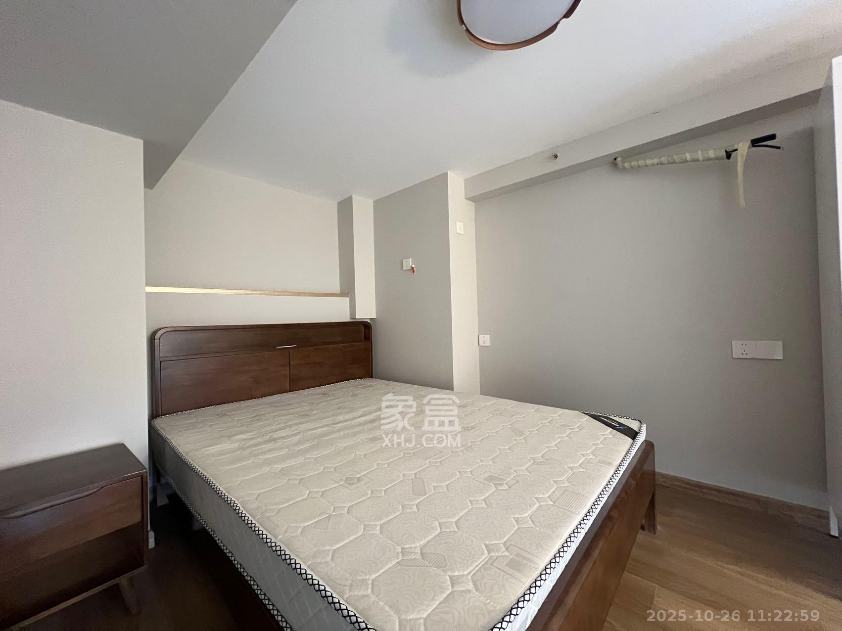 新长海D1站  1室1厅1卫    1600.0元/月 新长海D1站  1室1厅1卫    1600.0元/月室内图