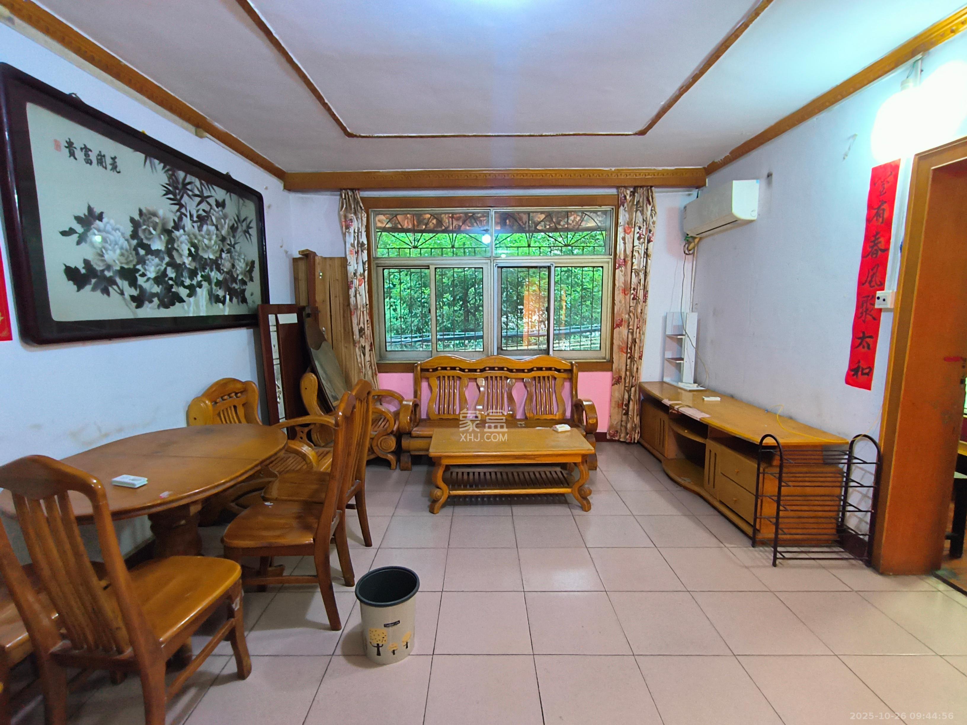 东广济桥社区  3室1厅1卫    2000.0元/月室内图1