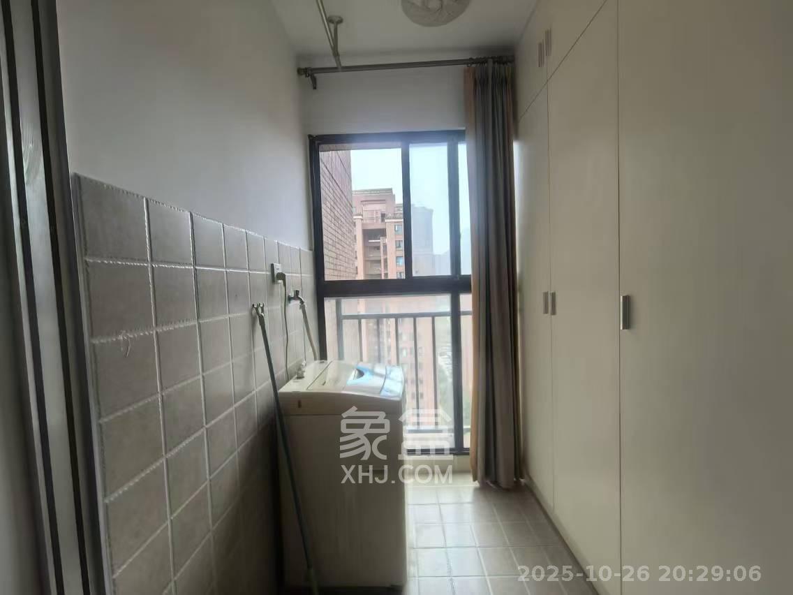 三一街区 2室2厅1卫 1500.0元/月 三一街区 2室2厅1卫 1500.0元/月户型图