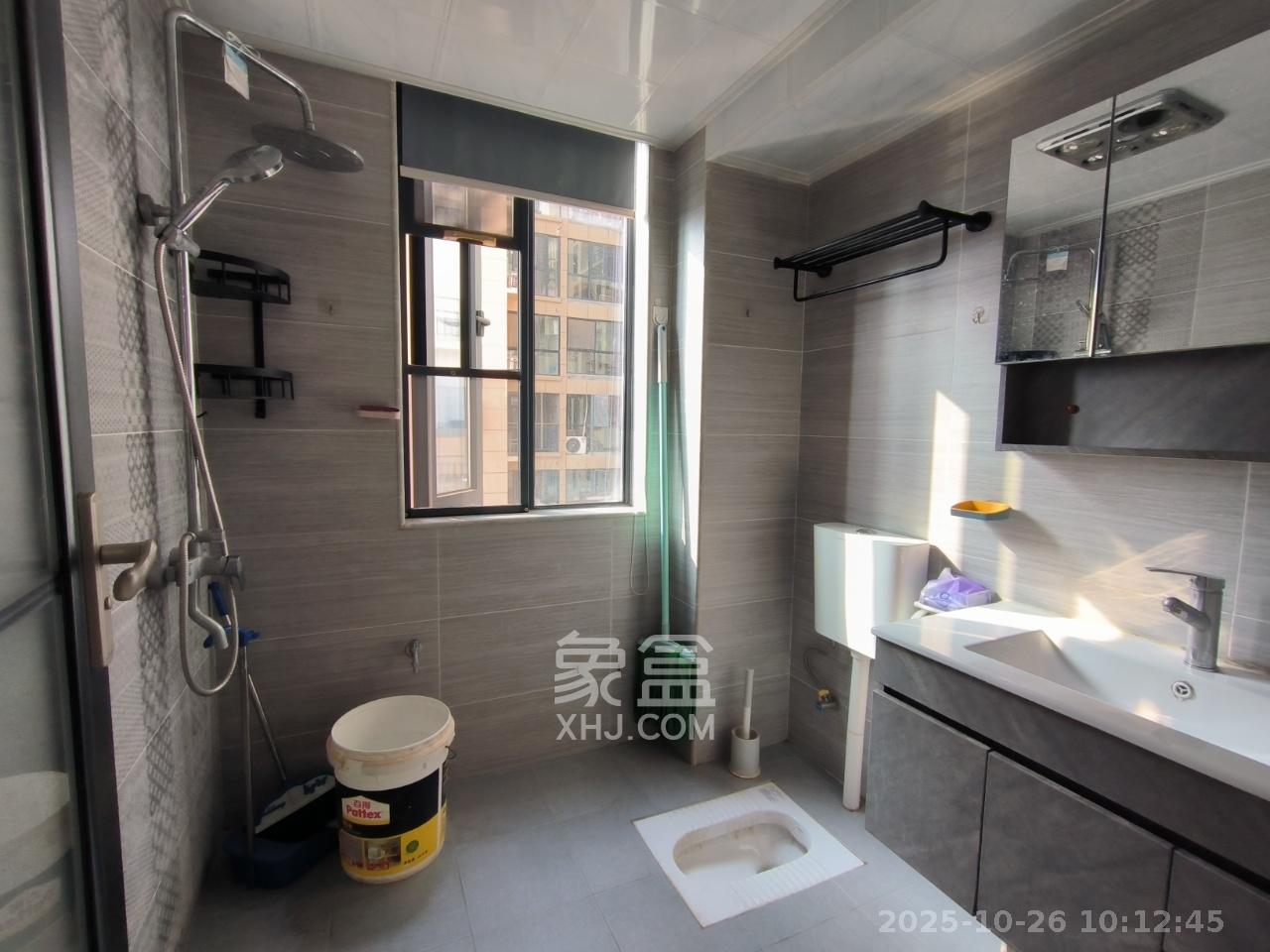 创世纪广场 2室2厅1卫 2000.0元/月 创世纪广场 2室2厅1卫 2000.0元/月室内图