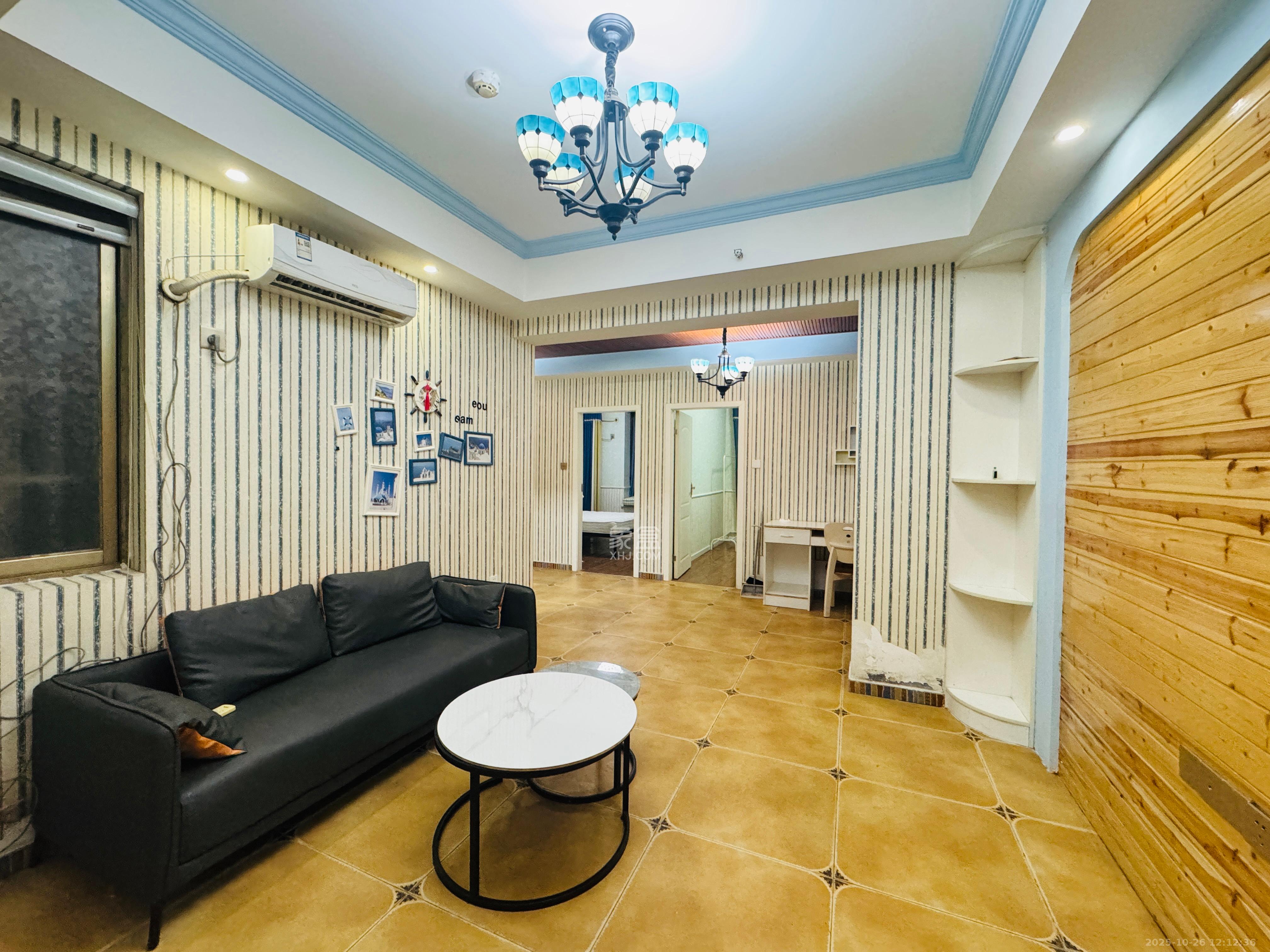 日出东方 2室1厅1卫 2400.0元/月 日出东方 2室1厅1卫 2400.0元/月室内图