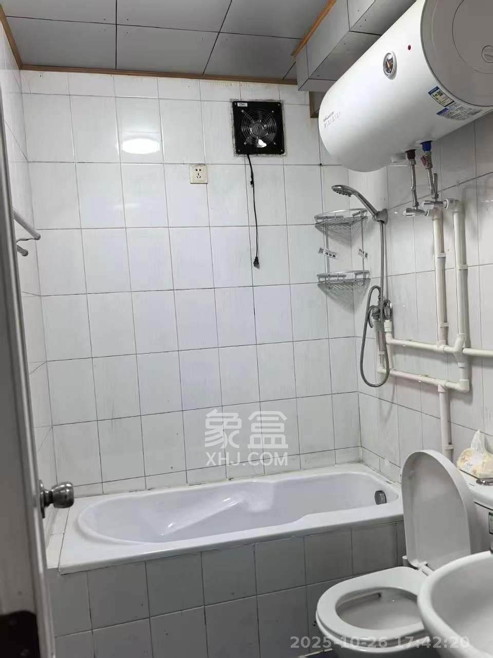 湘卫花苑  3室2厅1卫    2280.0元/月 湘卫花苑  3室2厅1卫    2280.0元/月室内图