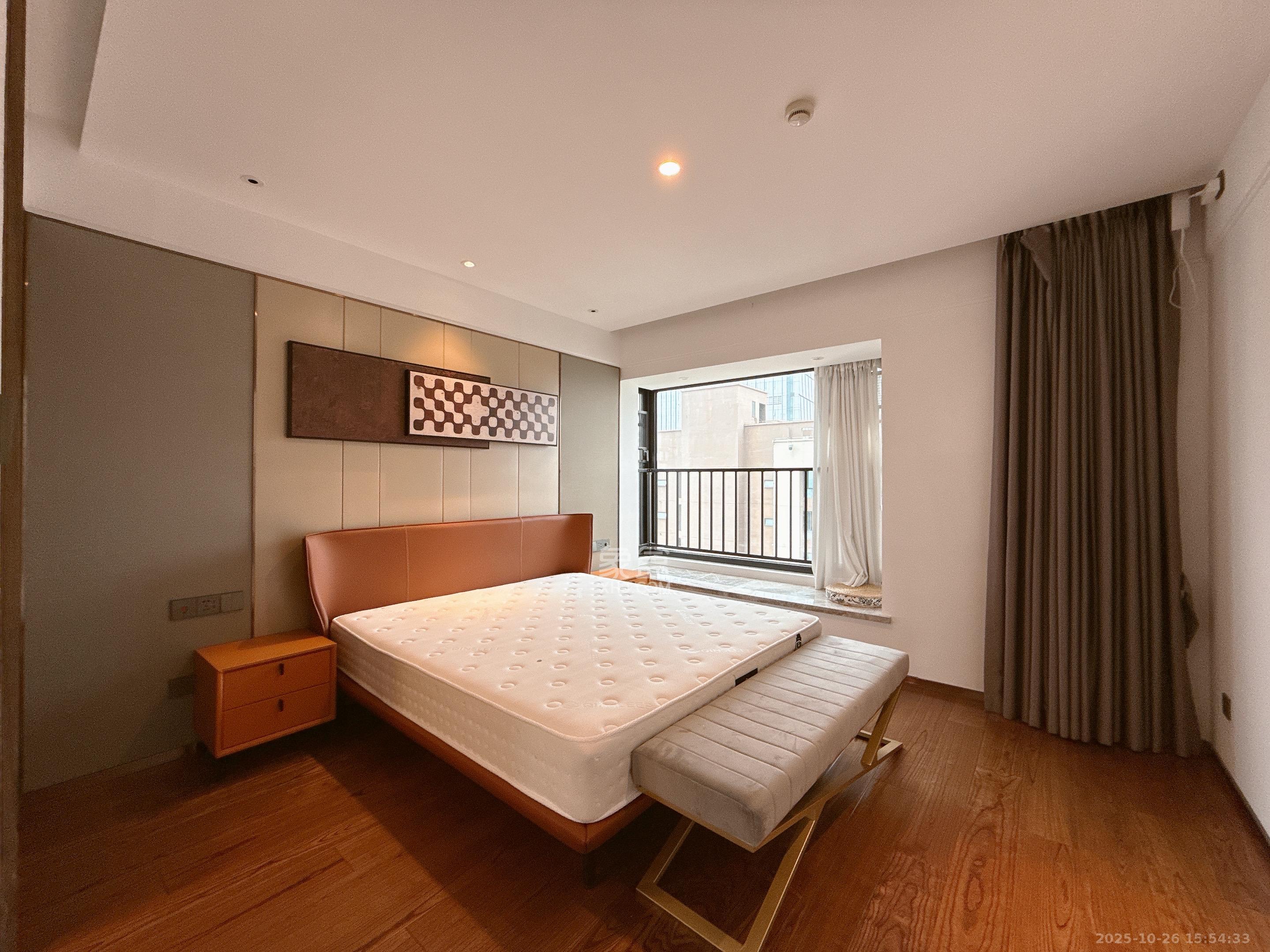 万科里金域滨江 4室2厅2卫 7700.0元/月 万科里金域滨江 4室2厅2卫 7700.0元/月室内图