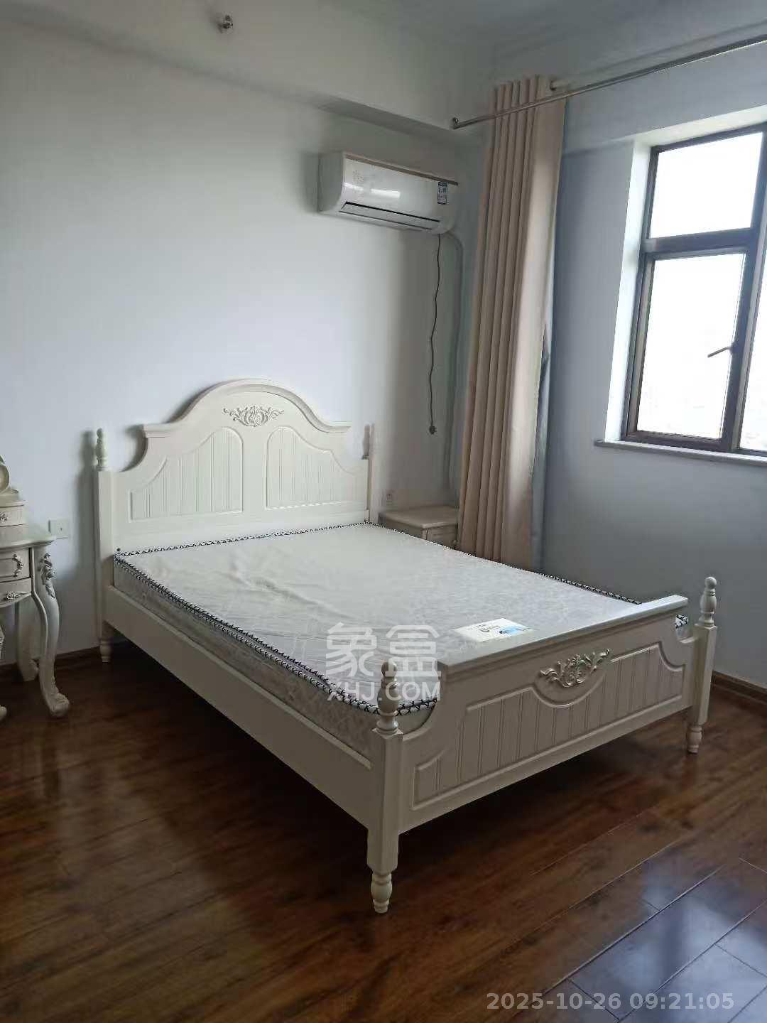 昊天大厦  1室1厅1卫    1800.0元/月室内图