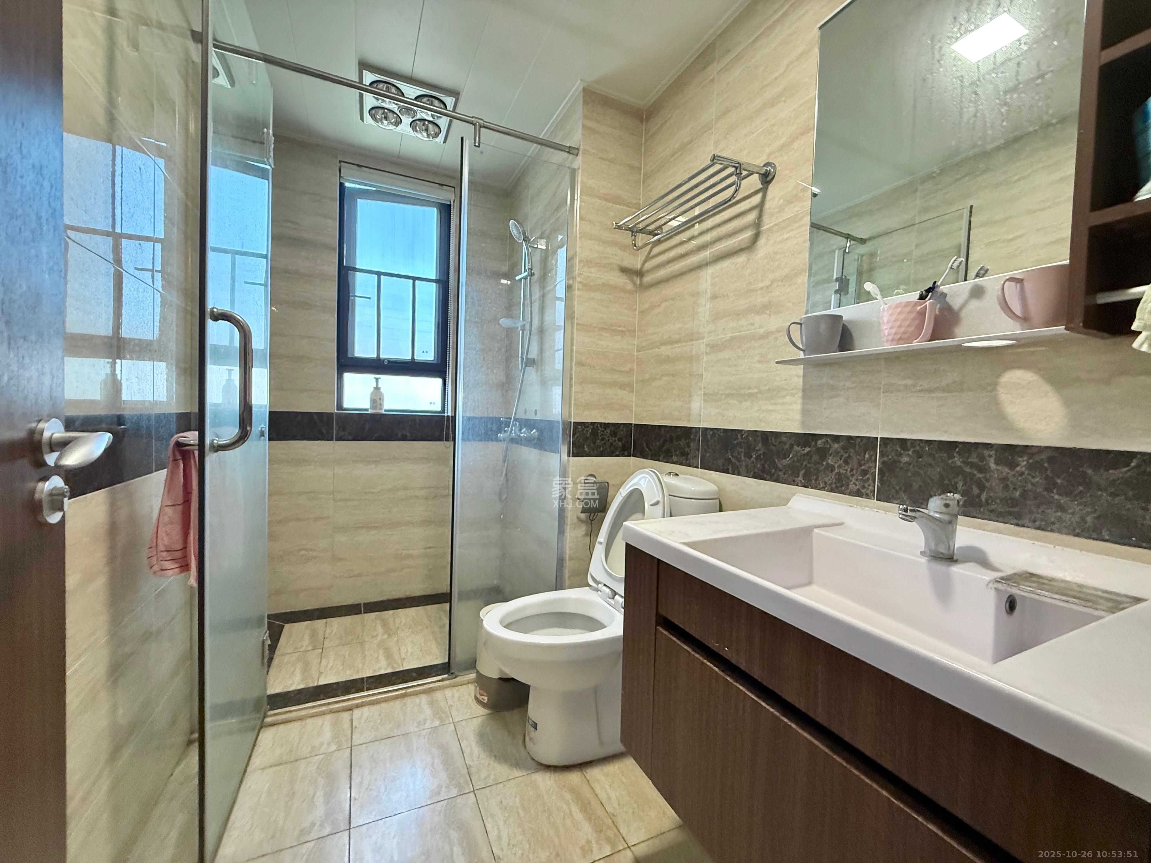 万科里金域国际  3室2厅2卫    3300.0元/月室内图