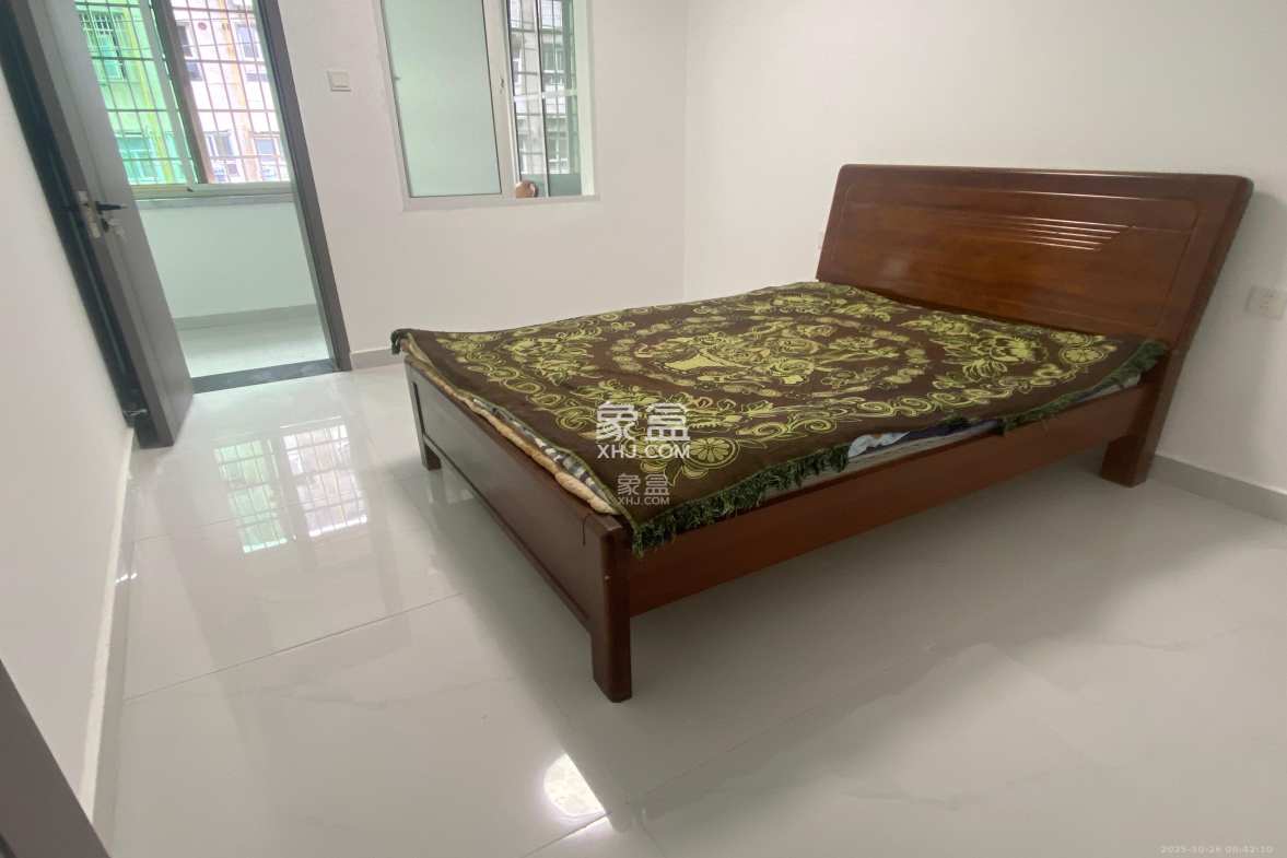 长坡社区 2室1厅1卫 2000.0元/月 长坡社区 2室1厅1卫 2000.0元/月室内图