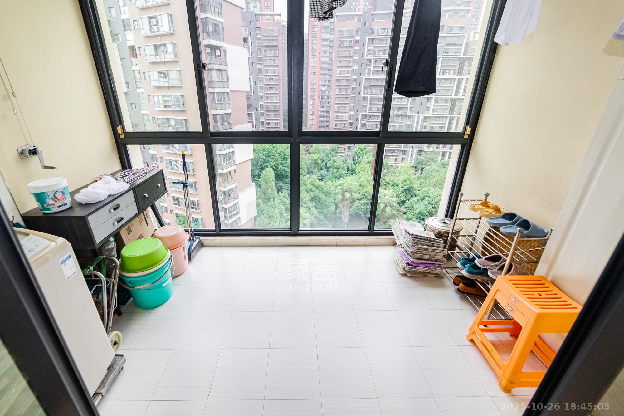 湘江北尚  2室2厅1卫    106.0万 湘江北尚  2室2厅1卫    106.0万阳台