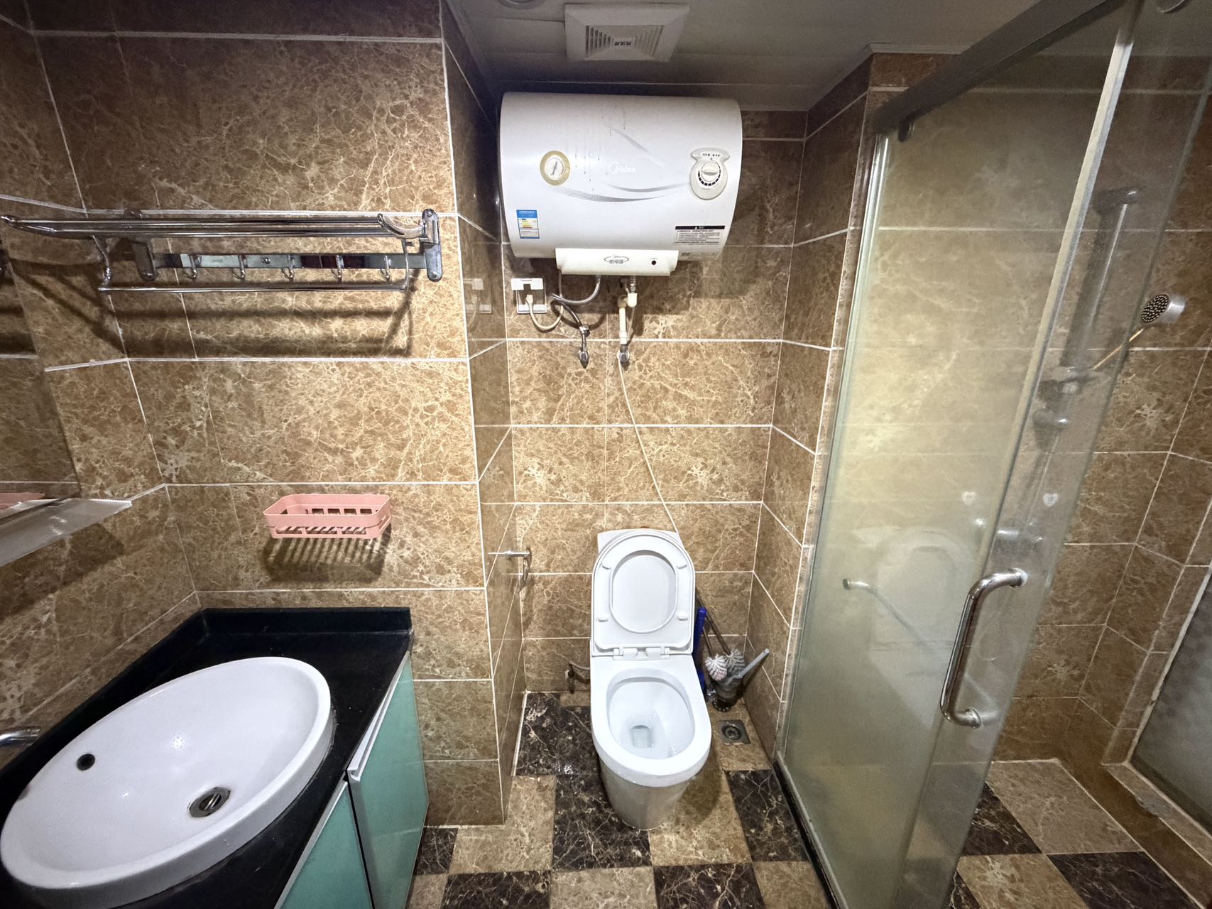 正大豪庭 1室0厅1卫 1800.0元/月 正大豪庭 1室0厅1卫 1800.0元/月室内图