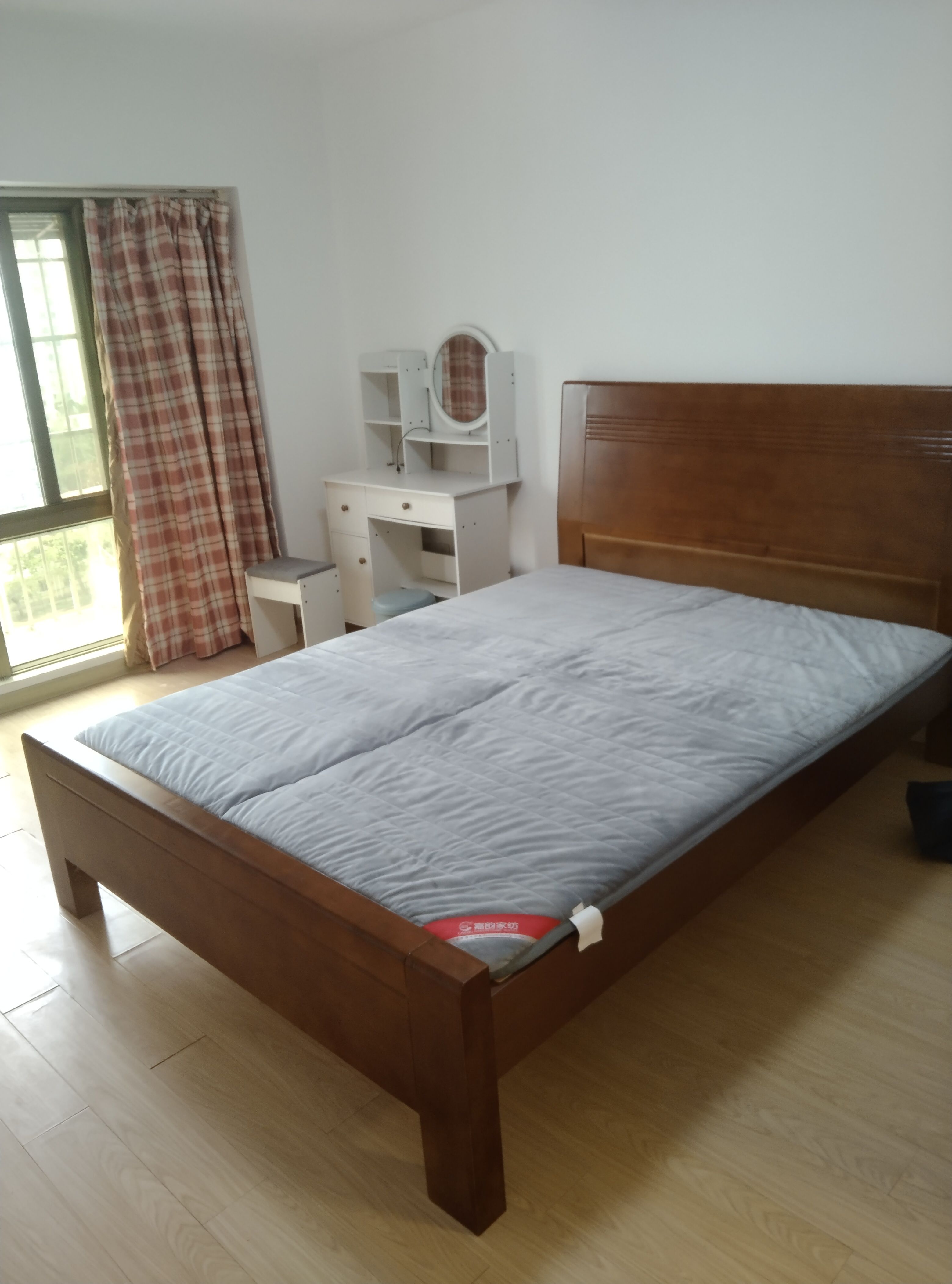 华林广场  2室1厅1卫    2200.0元/月室内图