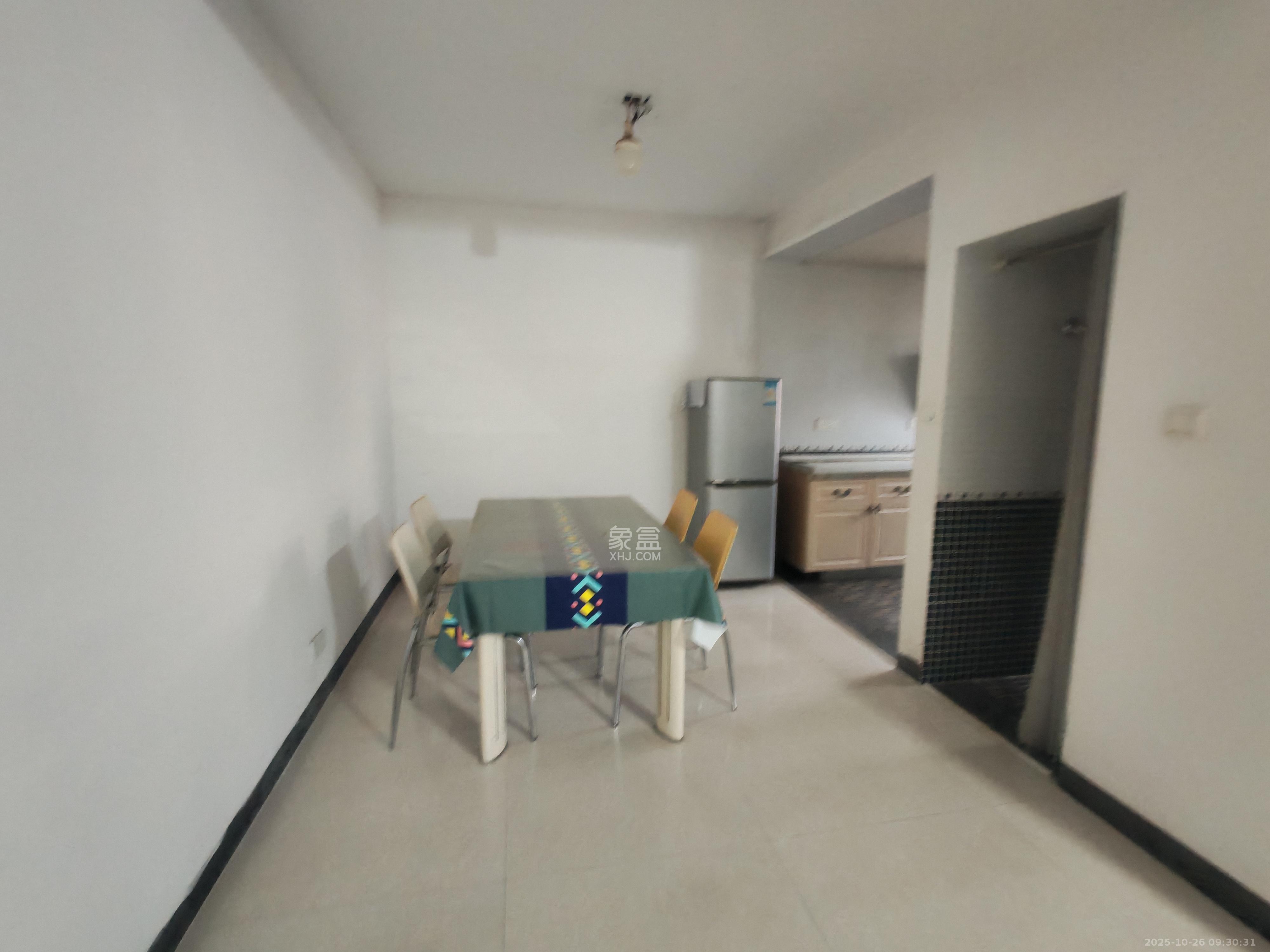 新星小区  3室2厅1卫    2050.0元/月室内图