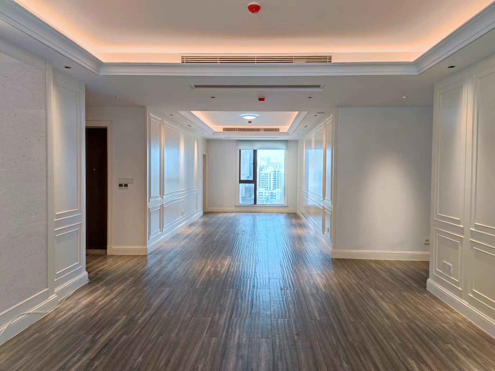 海航豪庭北苑 4室2厅3卫 9000.0元/月 海航豪庭北苑 4室2厅3卫 9000.0元/月室内图