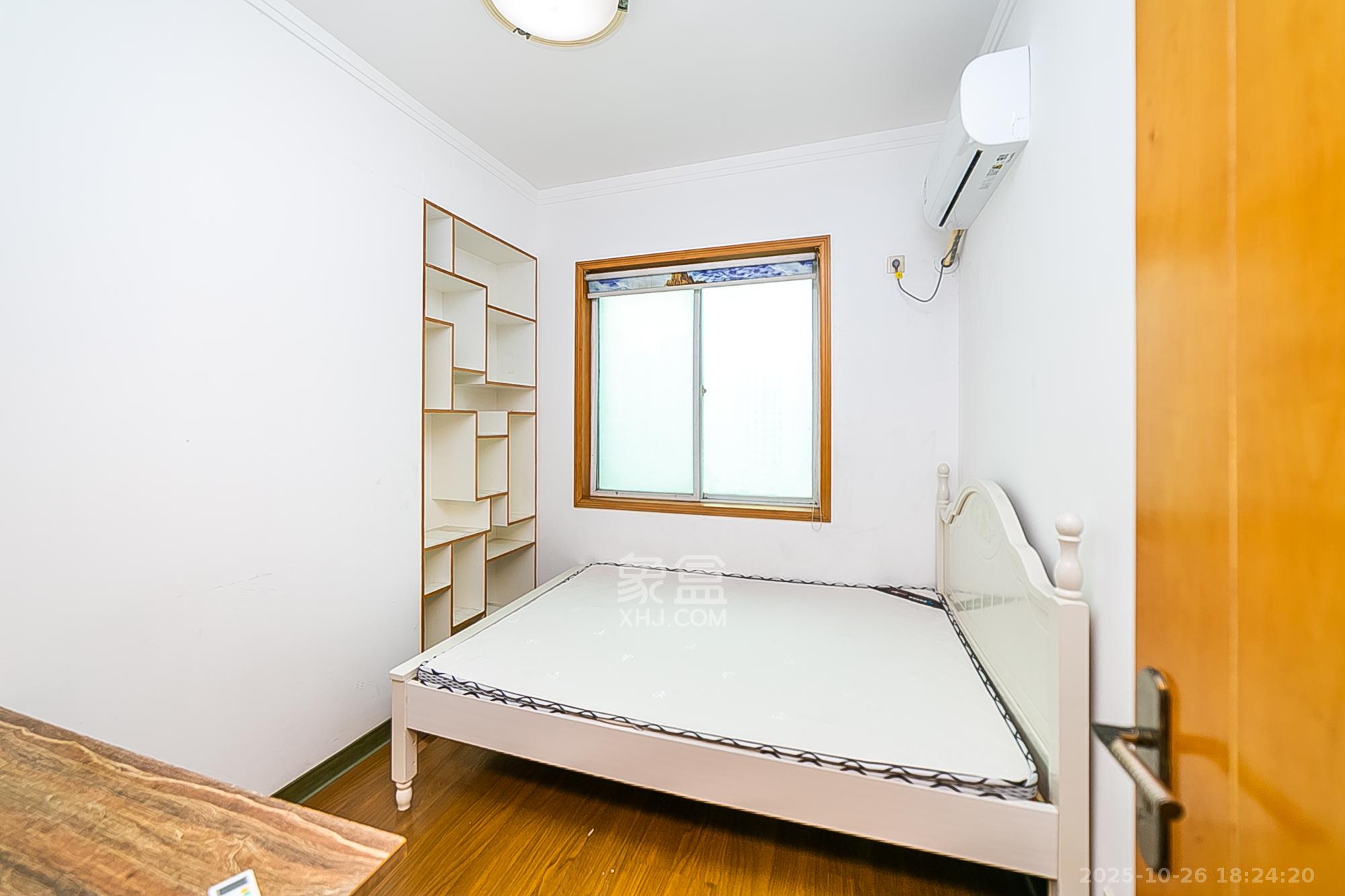 万事佳景园  3室2厅2卫    75.8万卧室