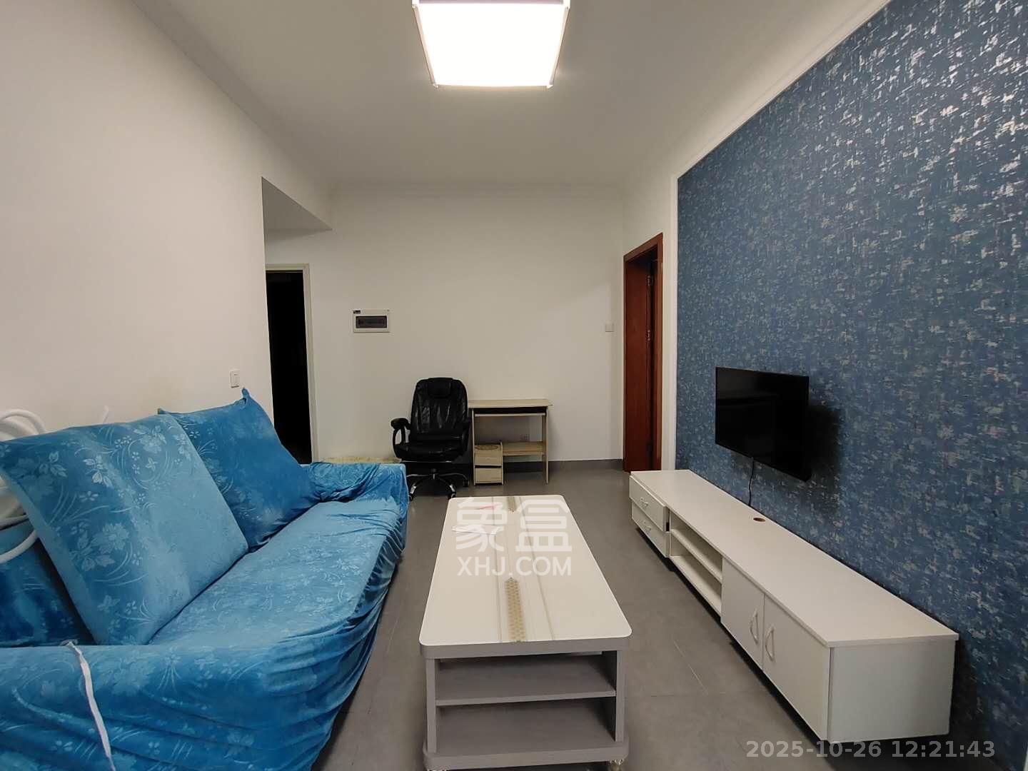 汇景豪庭  1室0厅0卫    2000.0元/月