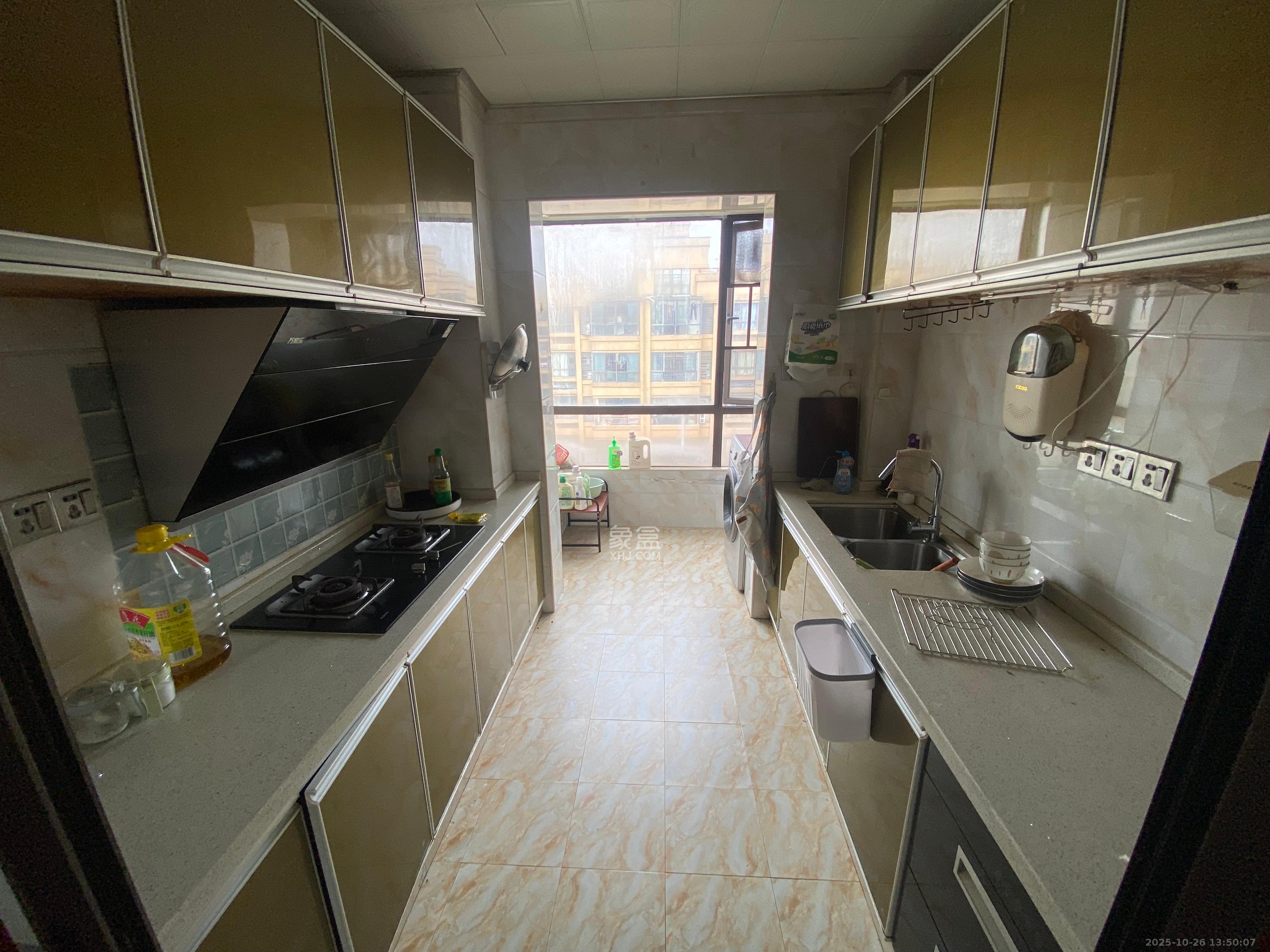 山语城二期  2室1厅1卫    1800.0元/月 山语城二期  2室1厅1卫    1800.0元/月室内图