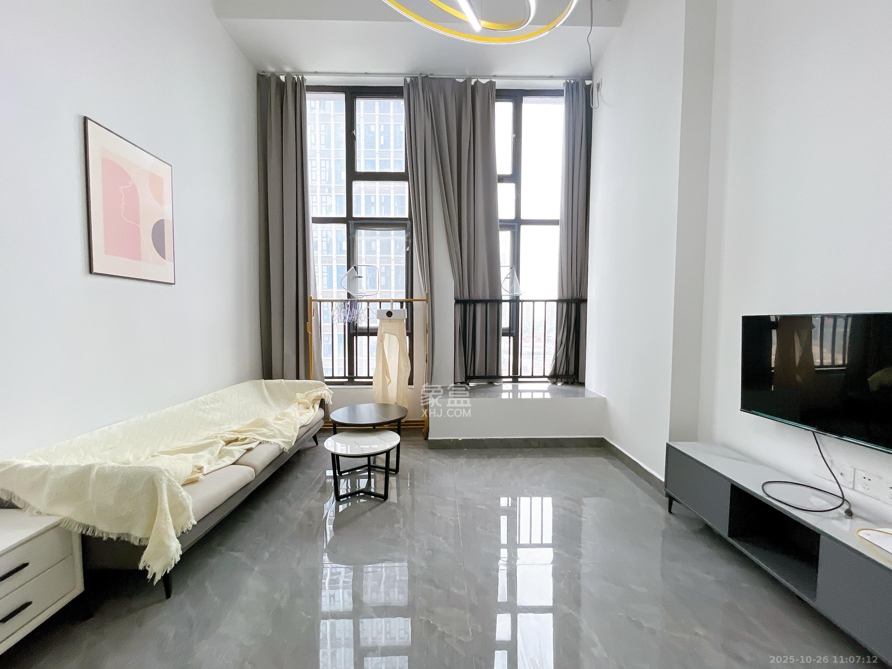 润和国际广场  1室1厅1卫    1800.0元/月 润和国际广场  1室1厅1卫    1800.0元/月室内图