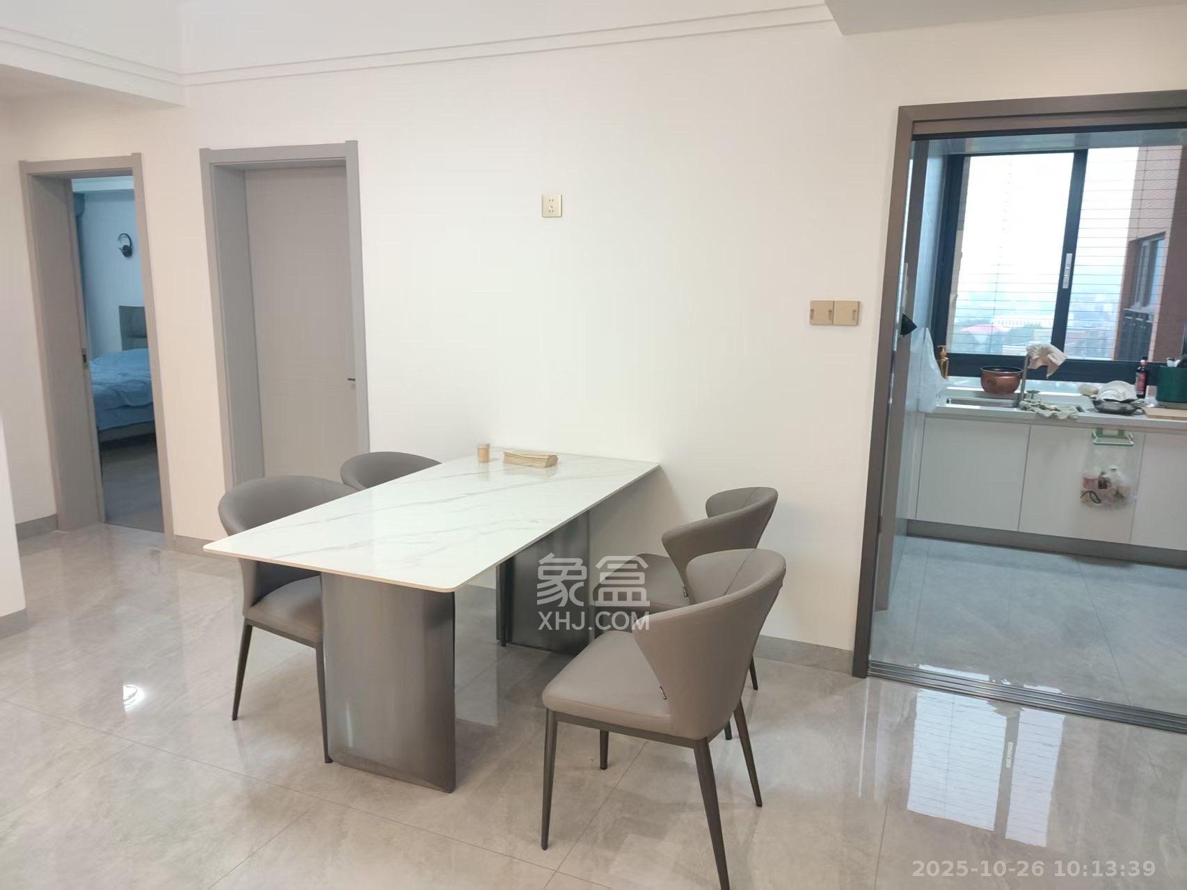 香樟鑫都 4室2厅2卫 4000.0元/月 香樟鑫都 4室2厅2卫 4000.0元/月室内图