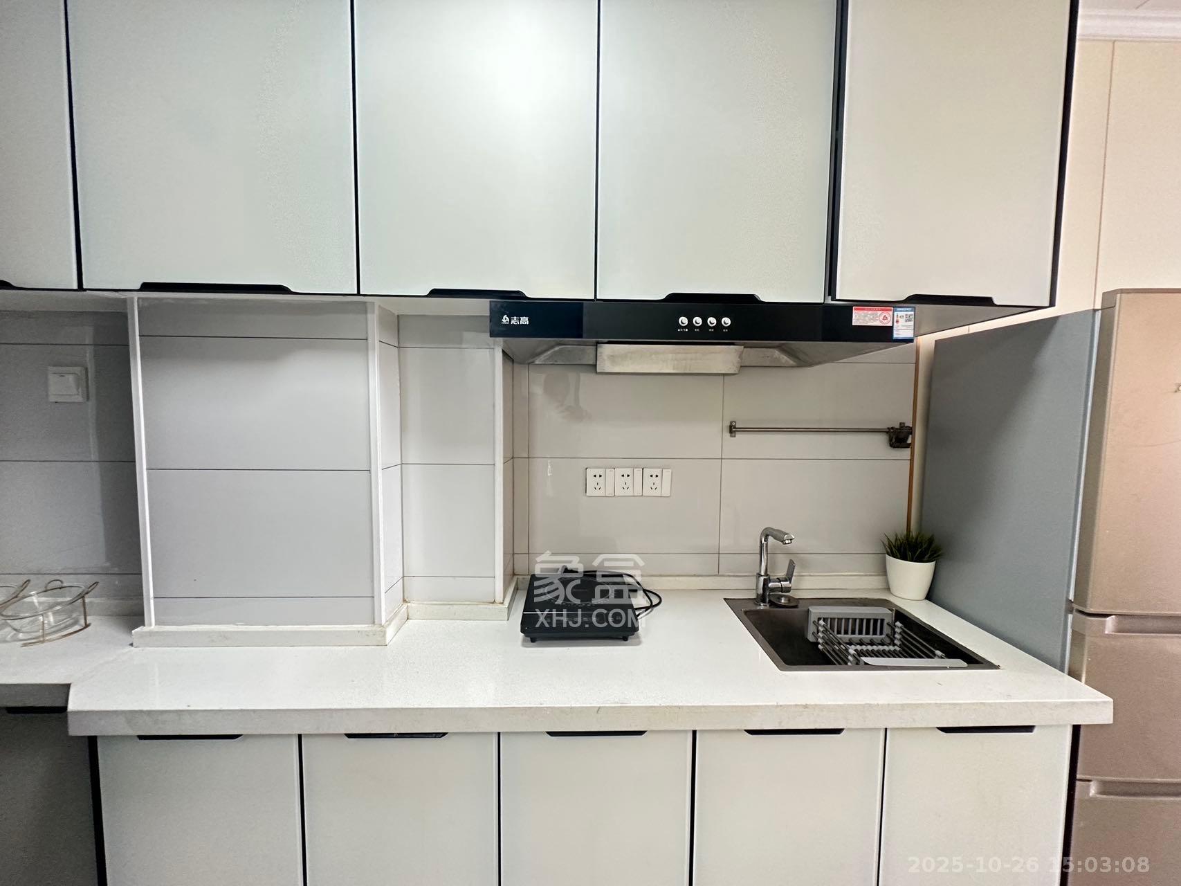 保利麓谷林语I区 1室1厅1卫 1400.0元/月 保利麓谷林语I区 1室1厅1卫 1400.0元/月室内图