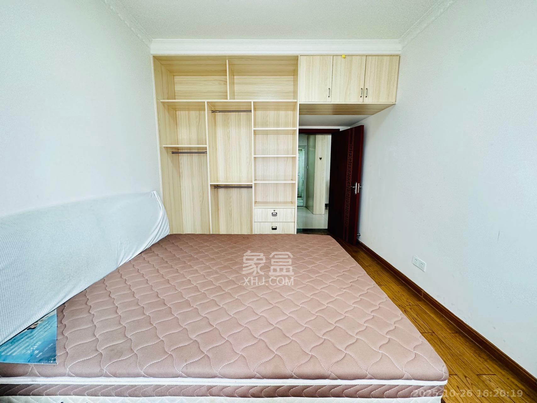 上河国际C区 3室2厅1卫 2500.0元/月 上河国际C区 3室2厅1卫 2500.0元/月室内图