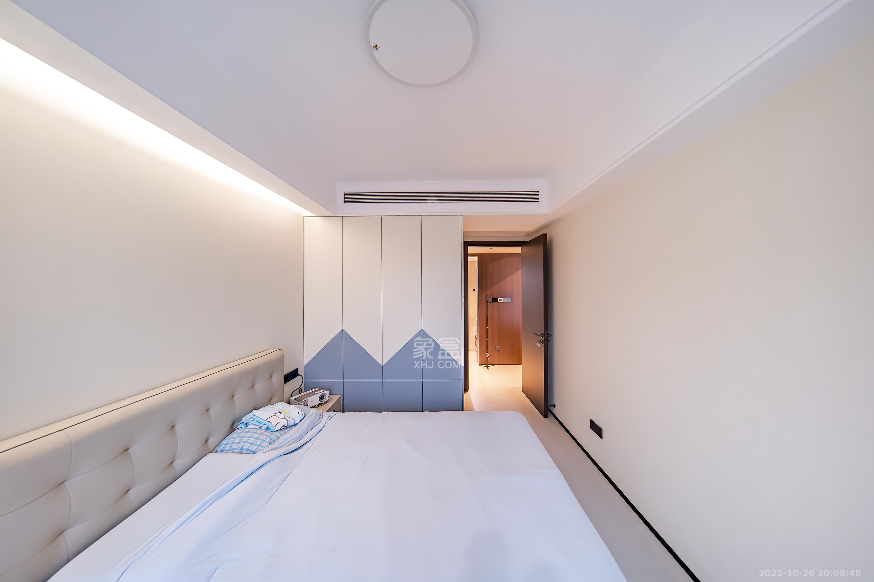 城发恒伟洋湖映2009  4室2厅3卫    400.0万 城发恒伟洋湖映2009  4室2厅3卫    400.0万卧室