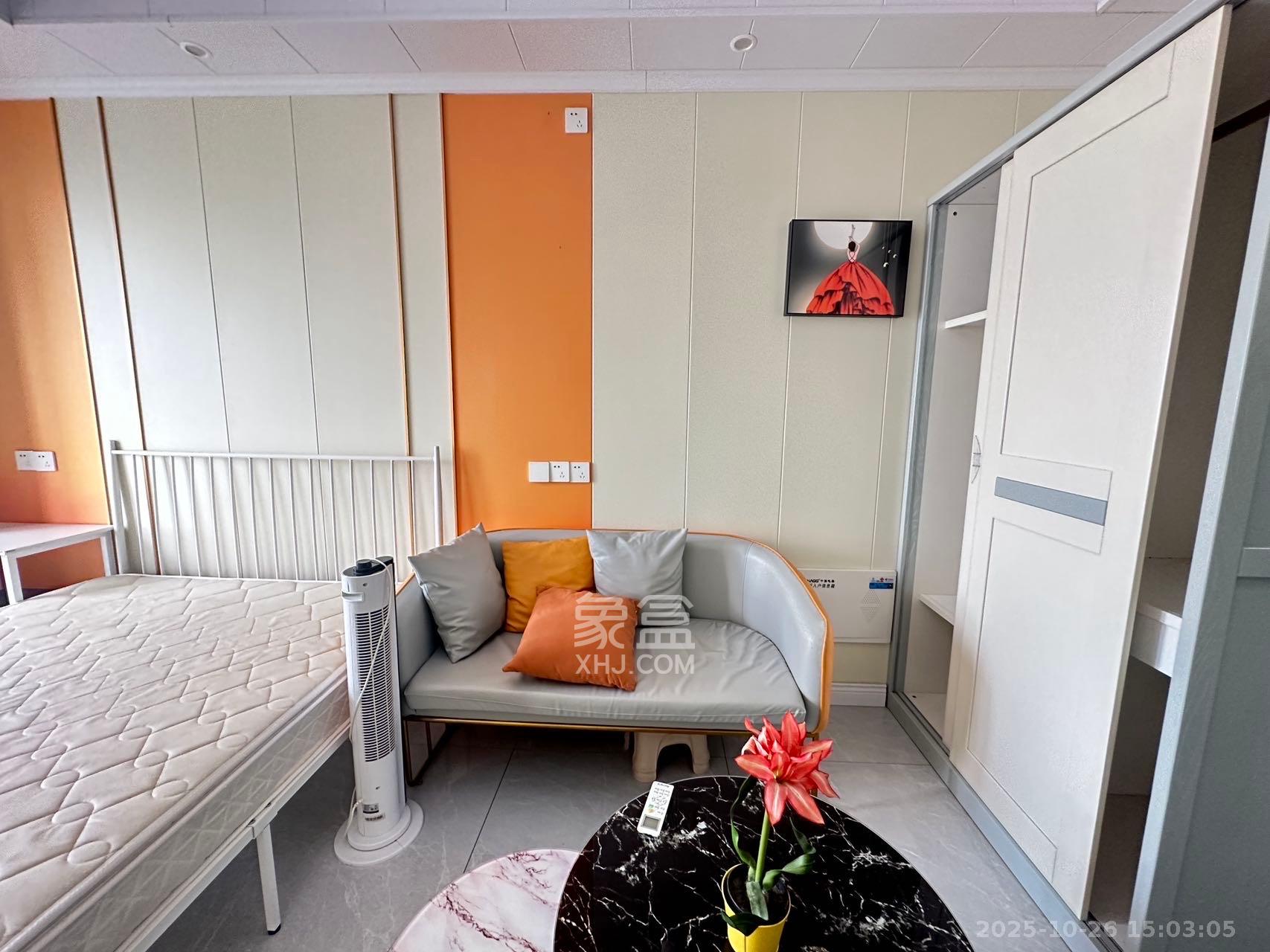 保利麓谷林语I区 1室1厅1卫 1400.0元/月 保利麓谷林语I区 1室1厅1卫 1400.0元/月室内图