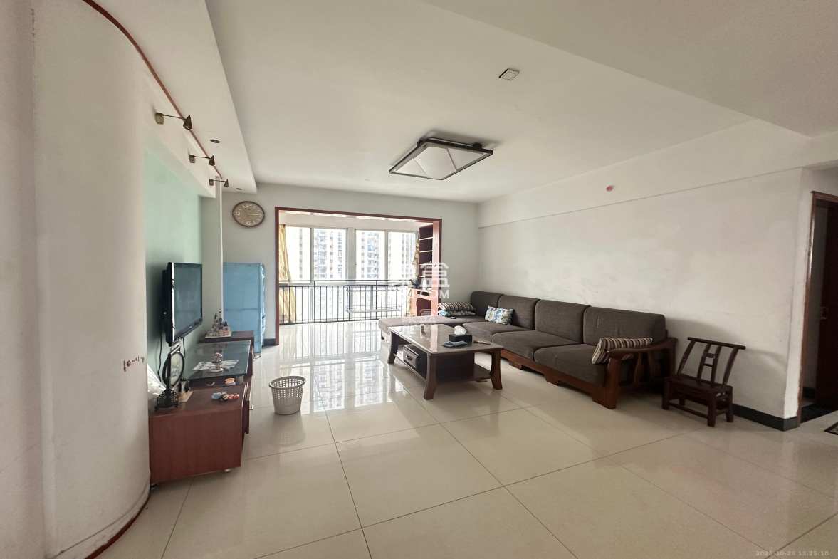 彩都公寓  3室2厅1卫    2200.0元/月 彩都公寓  3室2厅1卫    2200.0元/月室内图