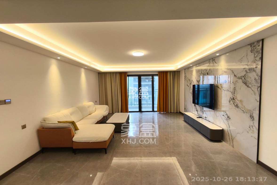 龙湖春江天玺  4室2厅2卫    5000.0元/月 龙湖春江天玺  4室2厅2卫    5000.0元/月室内图