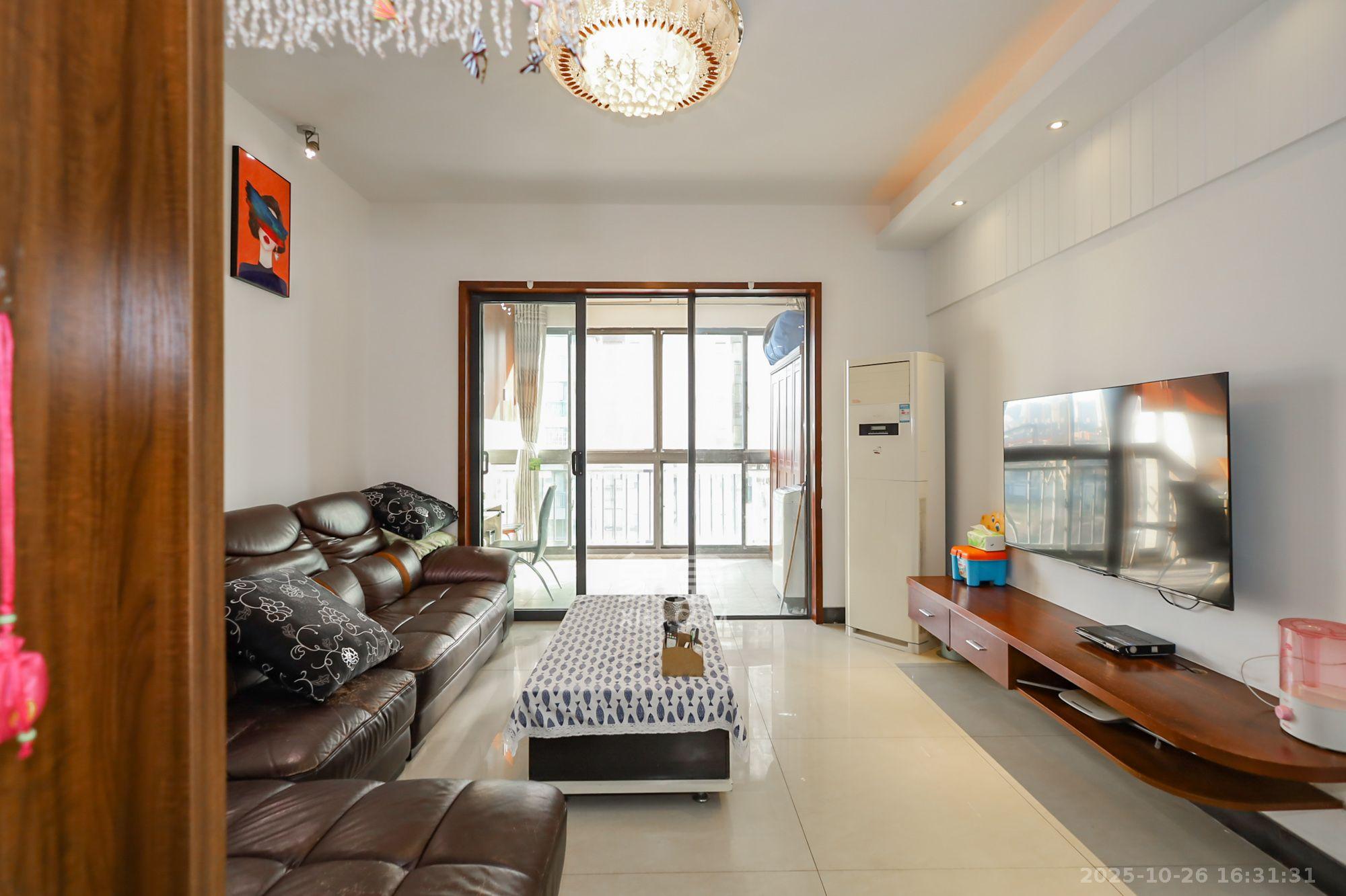 莱茵城  2室2厅1卫    2000.0元/月 莱茵城  2室2厅1卫    2000.0元/月