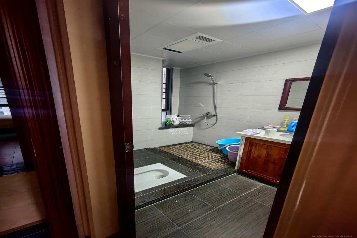 梅溪湖金茂湾 4室2厅2卫 4000.0元/月 梅溪湖金茂湾 4室2厅2卫 4000.0元/月室内图