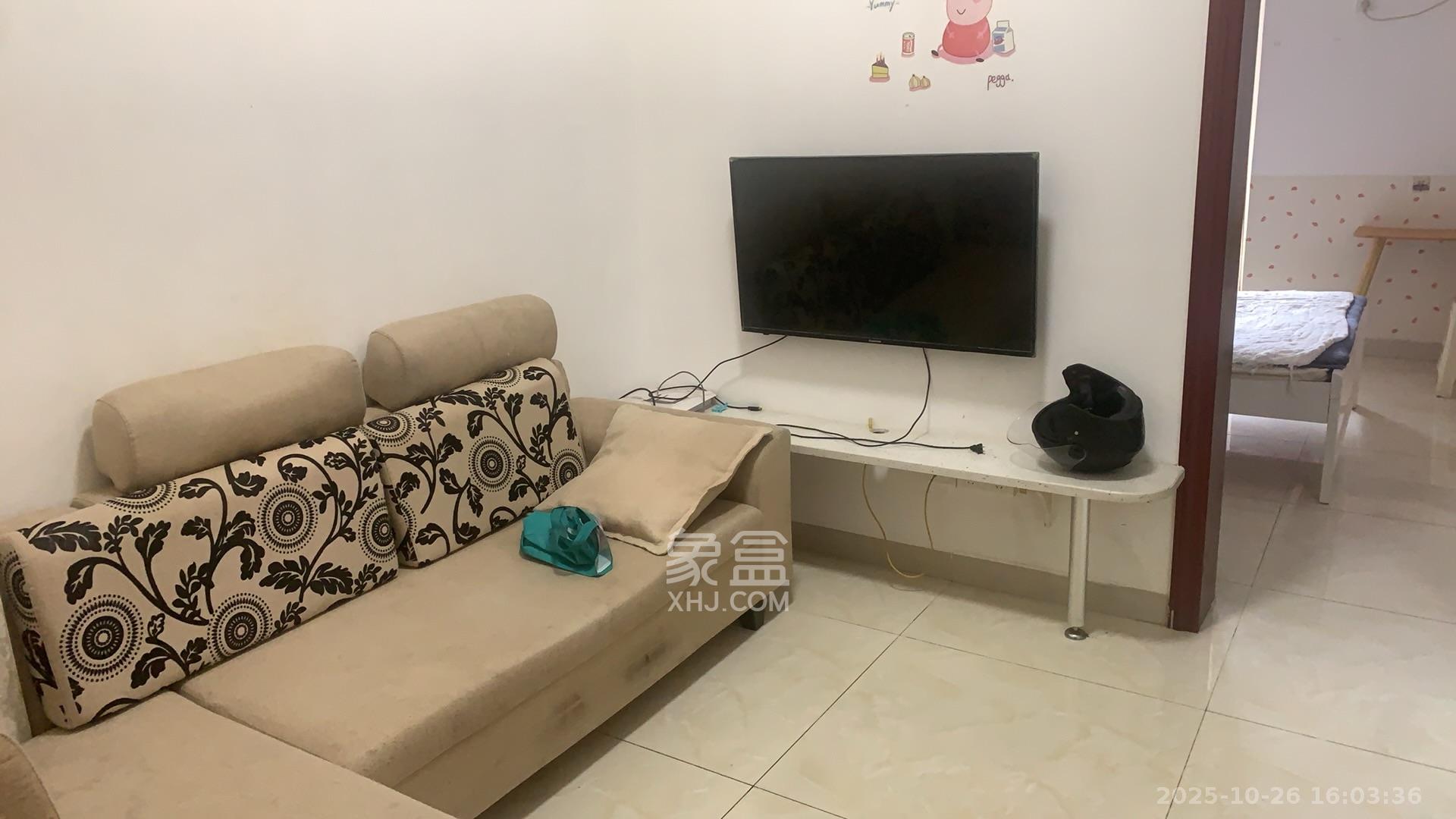 湖湾世景  1室1厅1卫    1400.0元/月室内图1