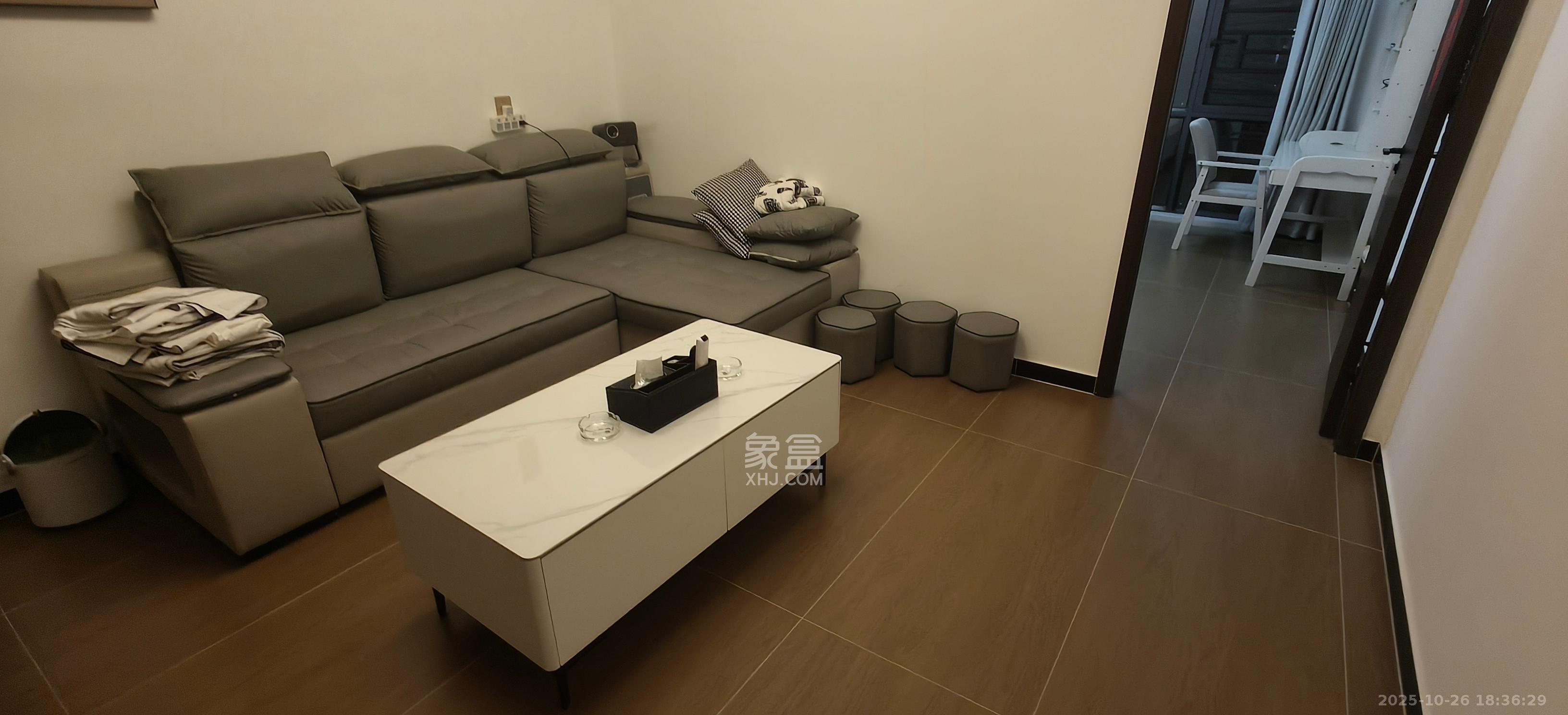 阳光城尚东湾愉景苑 4室2厅2卫 3500.0元/月 阳光城尚东湾愉景苑 4室2厅2卫 3500.0元/月室内图