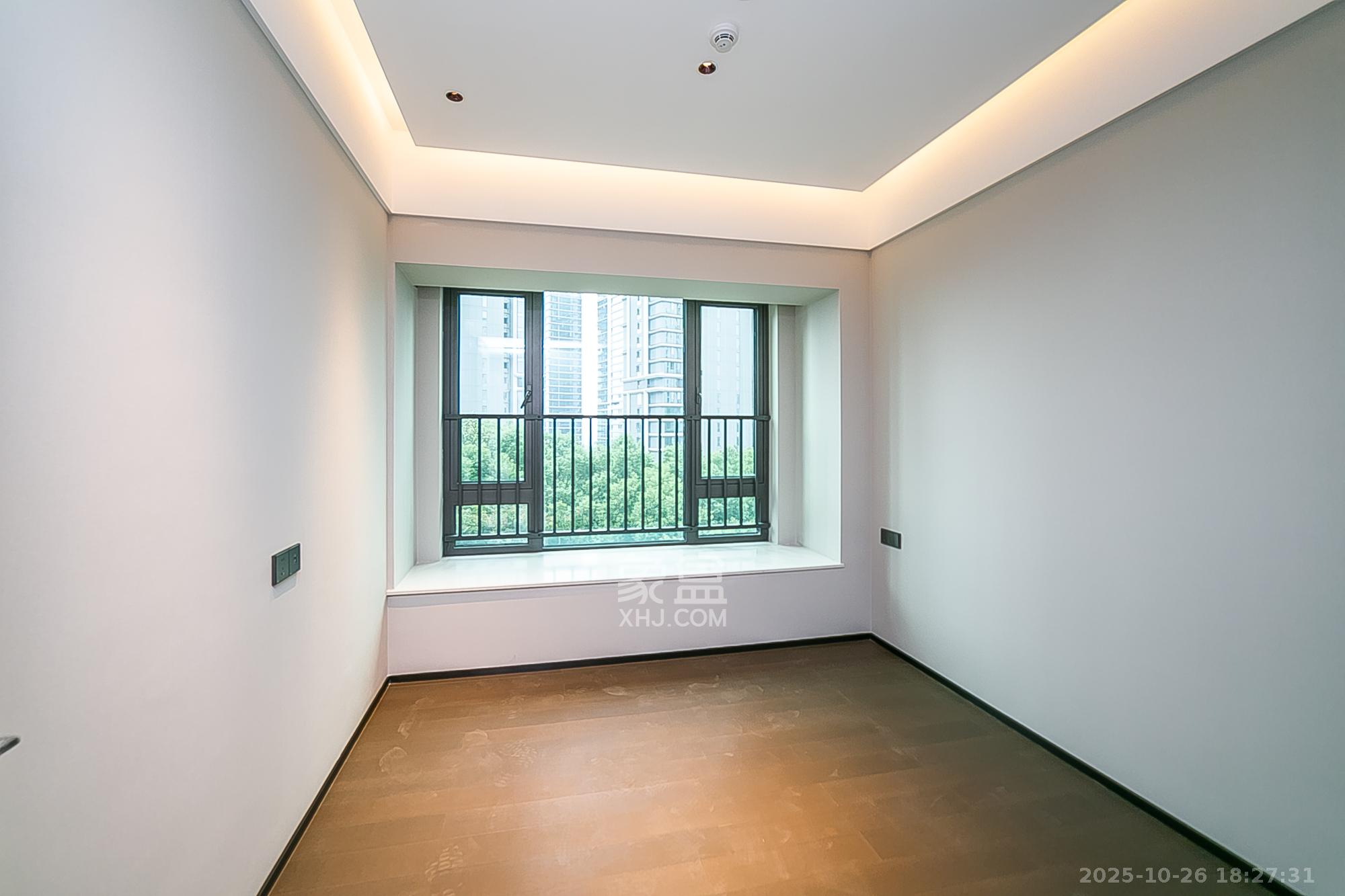 中海阅湘台  4室2厅3卫    398.0万 中海阅湘台  4室2厅3卫    398.0万卧室