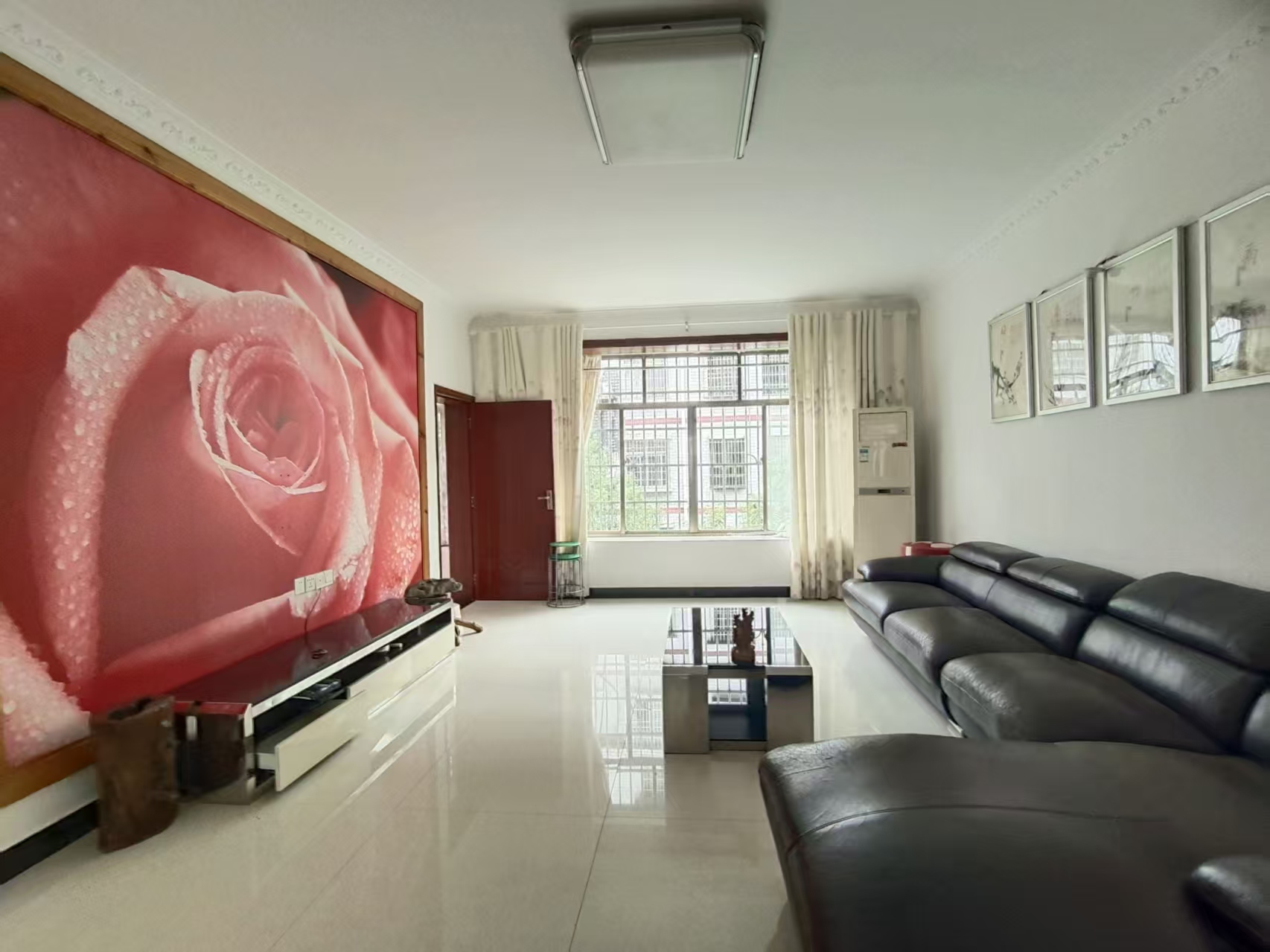 羊舞岭小区 3室2厅3卫 1000.0元/月 羊舞岭小区 3室2厅3卫 1000.0元/月室内图