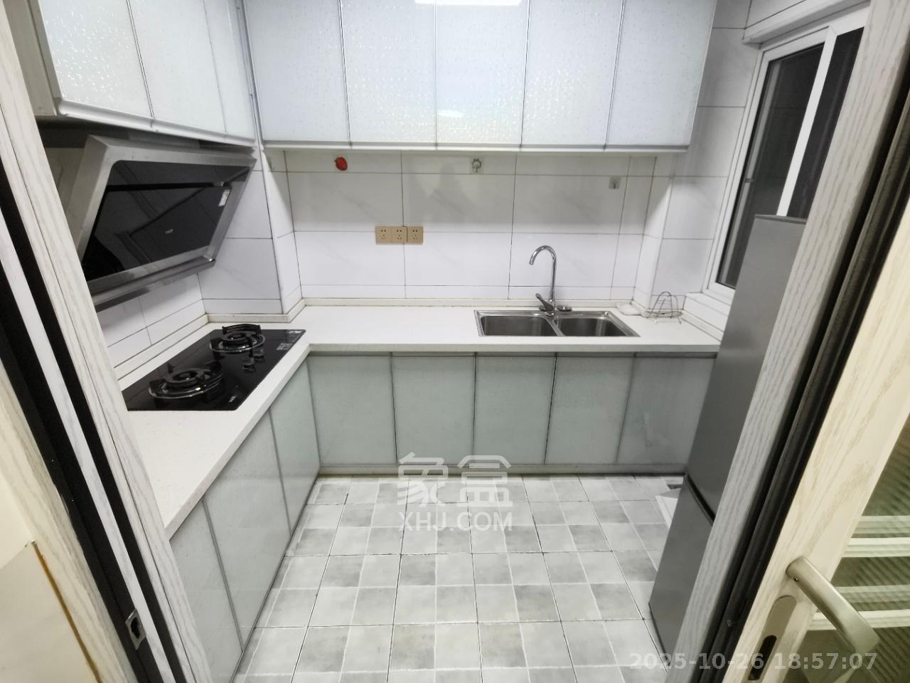 和沁园  2室1厅1卫    1800.0元/月室内图