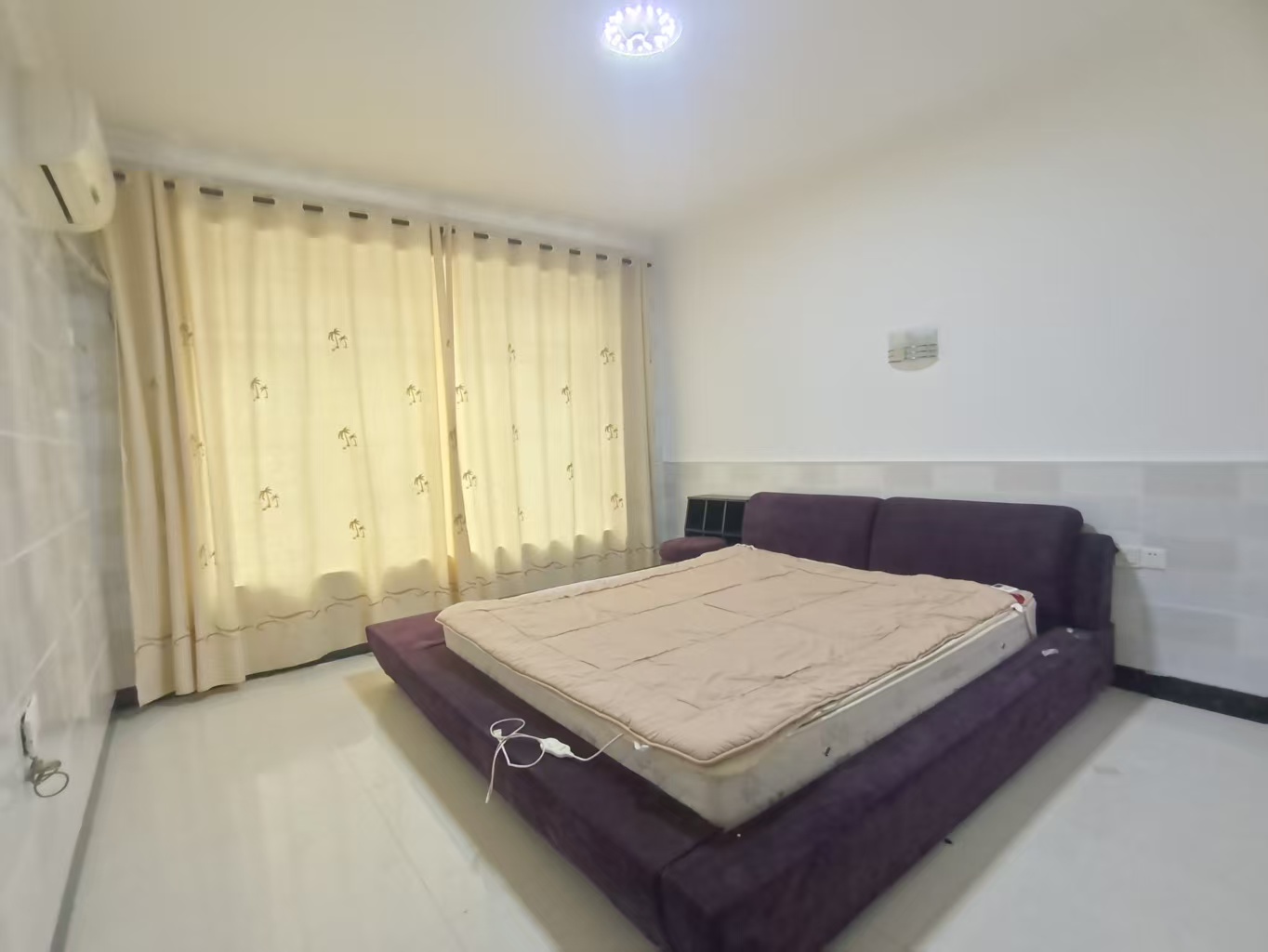 羊舞岭小区  3室2厅3卫    1000.0元/月室内图