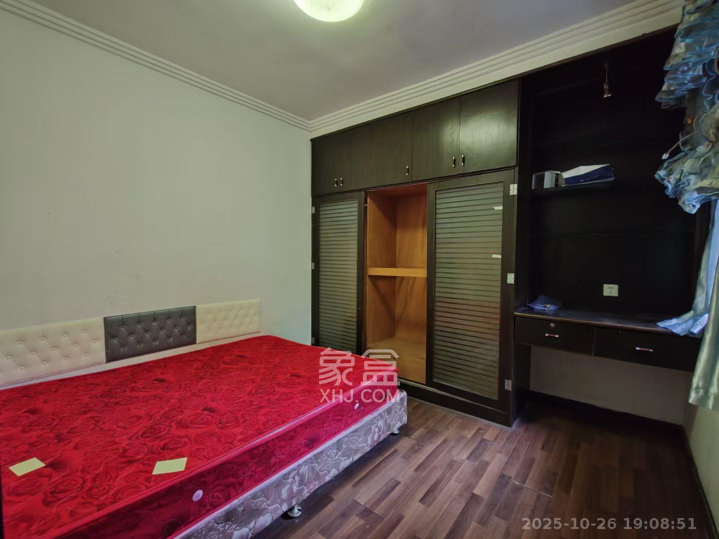 狮子山一片  2室1厅1卫    1200.0元/月 狮子山一片  2室1厅1卫    1200.0元/月室内图