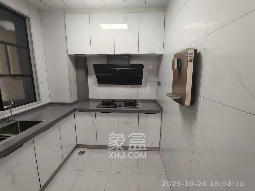 和润园三期  2室1厅2卫    2200.0元/月室内图