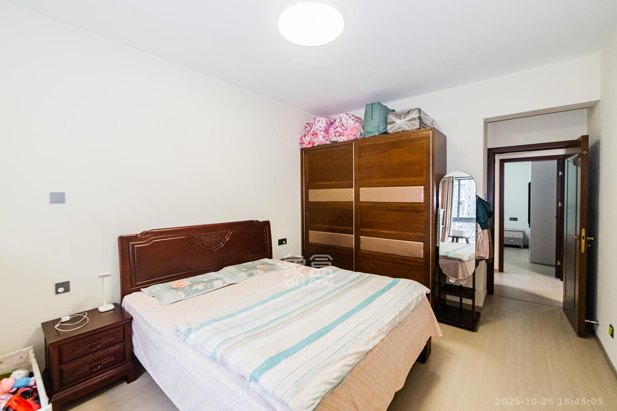 湘江北尚  2室2厅1卫    106.0万 湘江北尚  2室2厅1卫    106.0万卧室