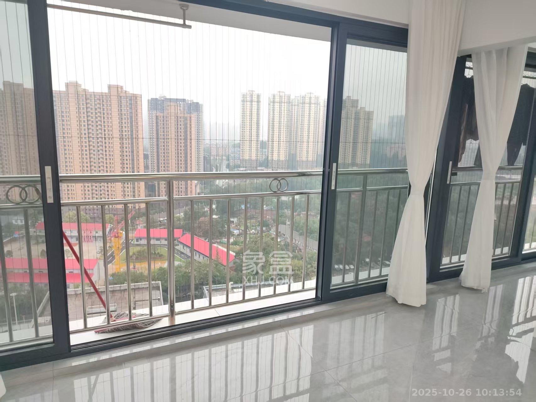 香樟鑫都  4室2厅2卫    4000.0元/月室内图