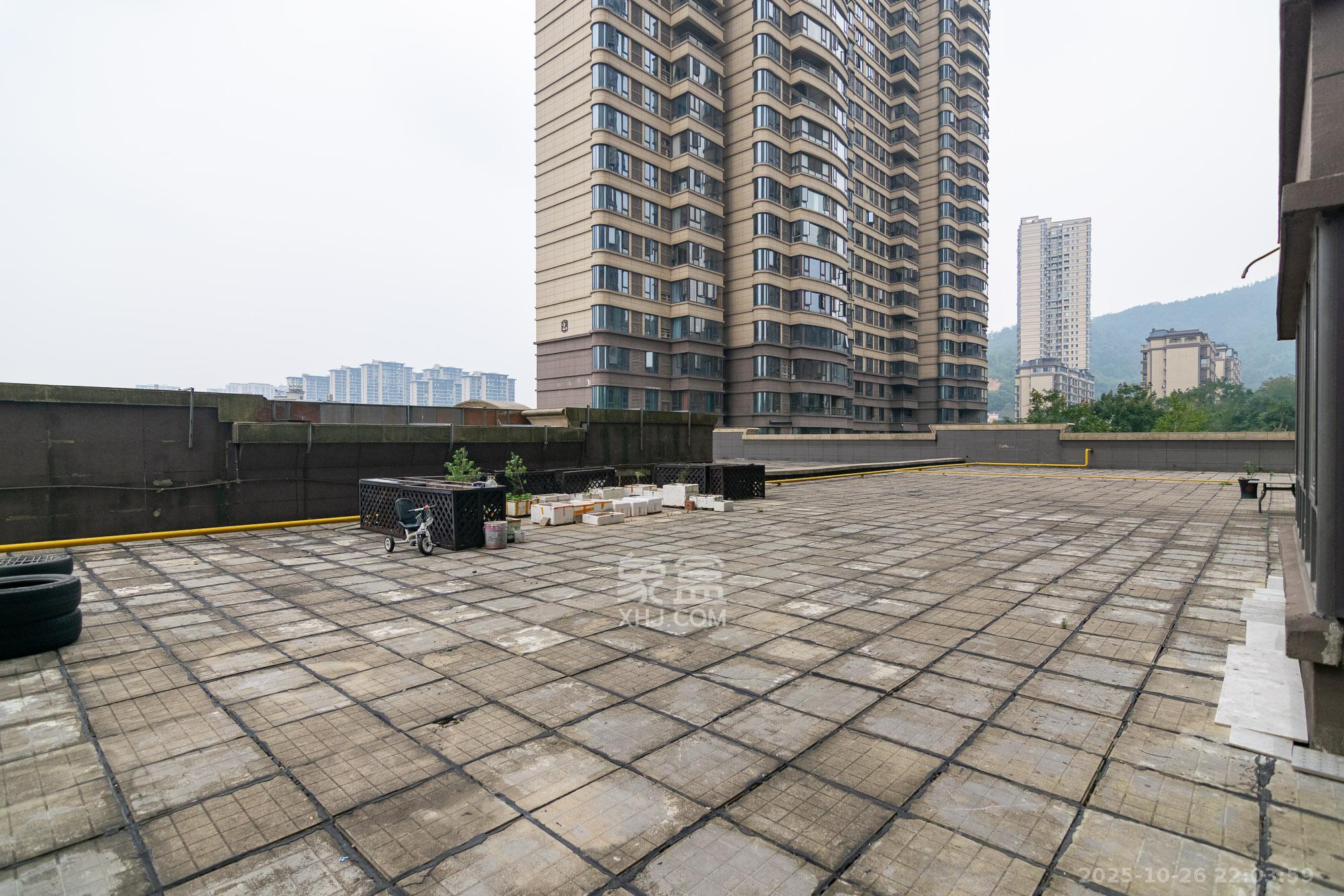 润和山水郡 4室2厅2卫 102.0万 润和山水郡 4室2厅2卫 102.0万其他