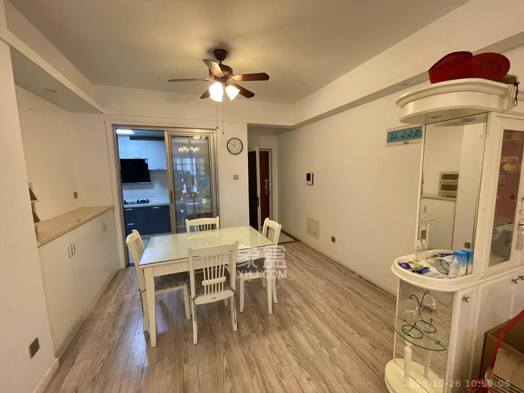 君悦紫园  2室2厅1卫    3100.0元/月室内图