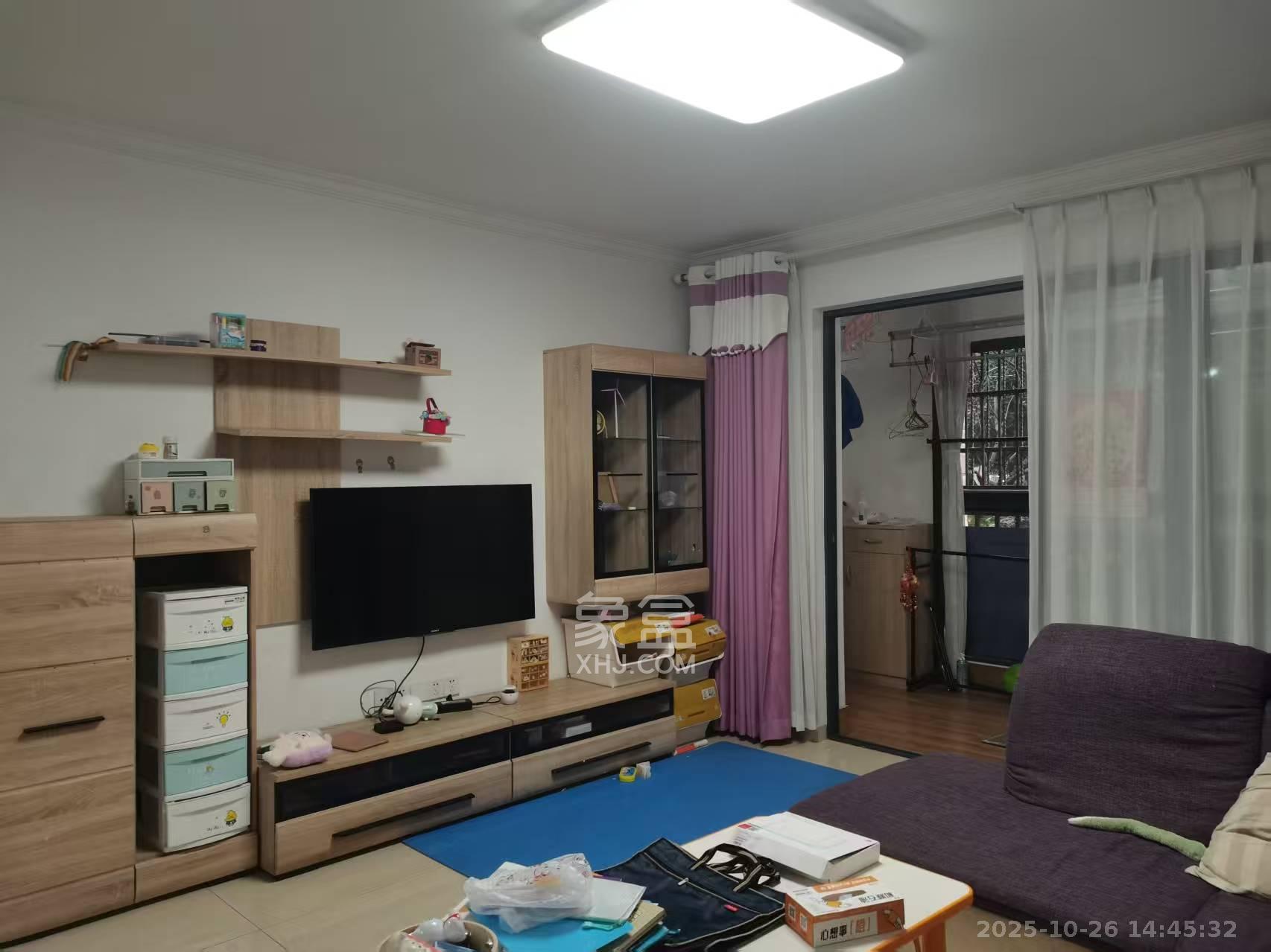 中建芙蓉嘉苑  4室2厅2卫    2600.0元/月 中建芙蓉嘉苑  4室2厅2卫    2600.0元/月室内图