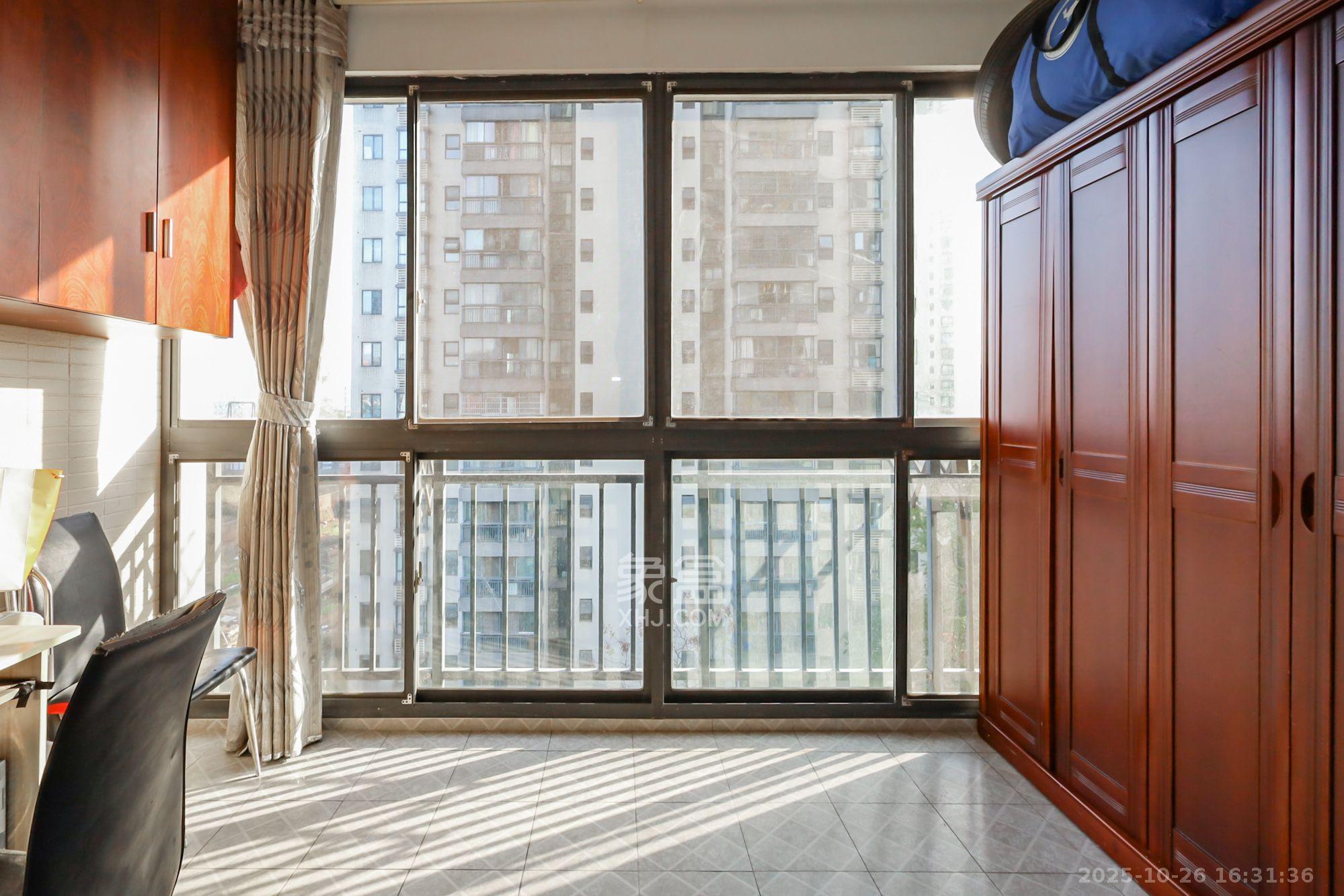 莱茵城  2室2厅1卫    2000.0元/月室内图