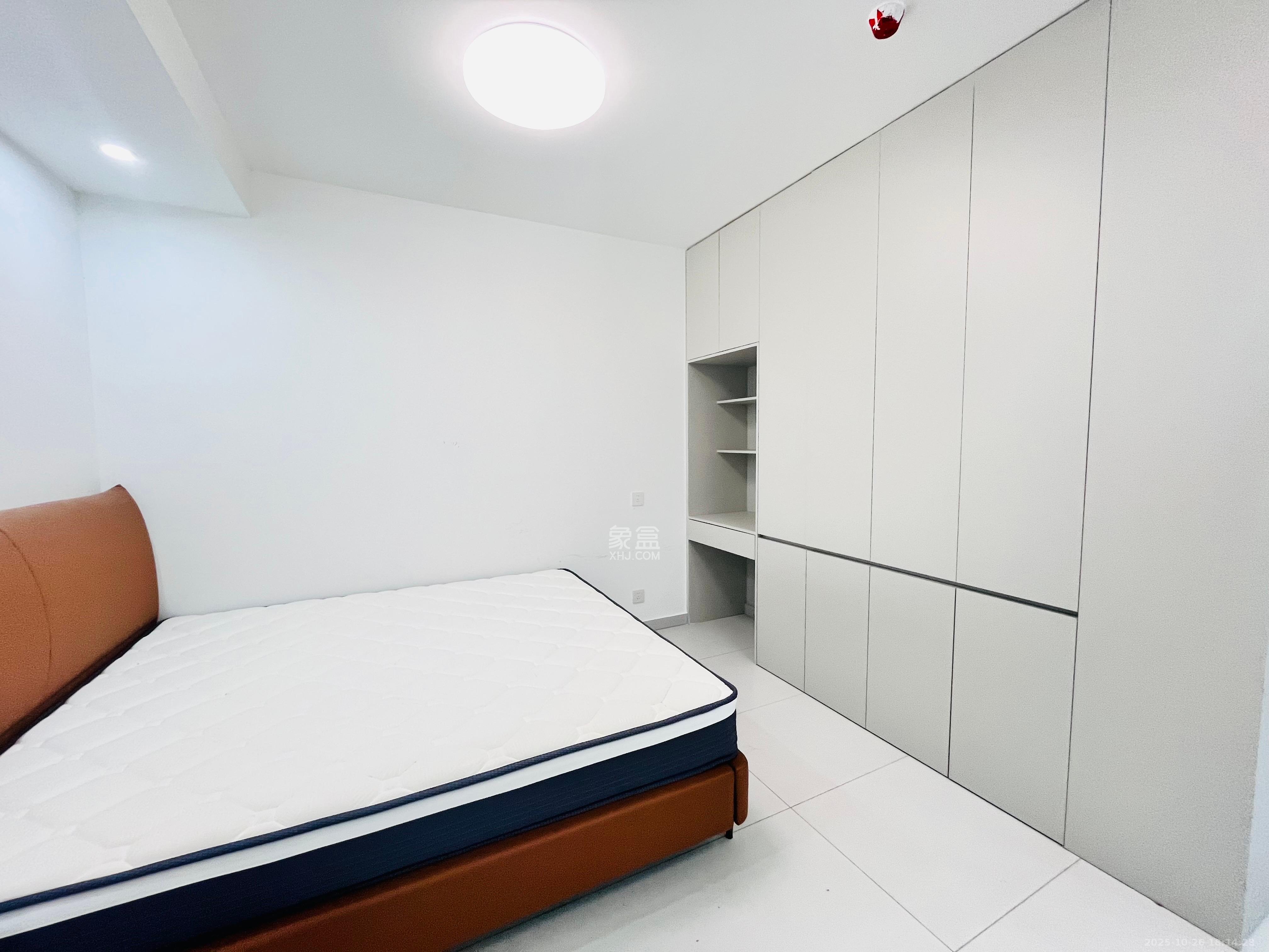 碧桂园城市之光  1室0厅0卫    1900.0元/月 碧桂园城市之光  1室0厅0卫    1900.0元/月室内图