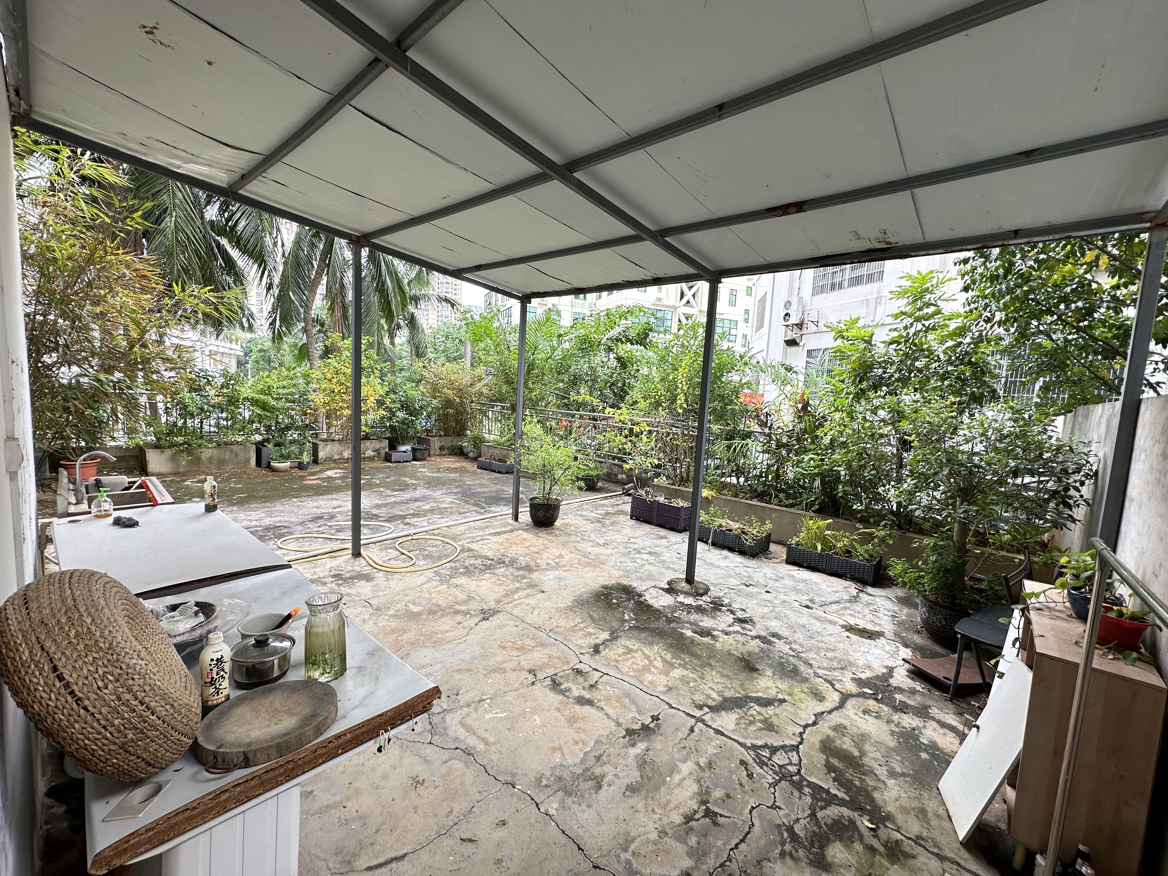 金银广场  3室2厅2卫    150.0万客厅