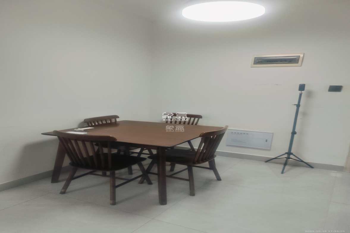 韭菜园嘉苑 3室2厅2卫 4000.0元/月 韭菜园嘉苑 3室2厅2卫 4000.0元/月室内图