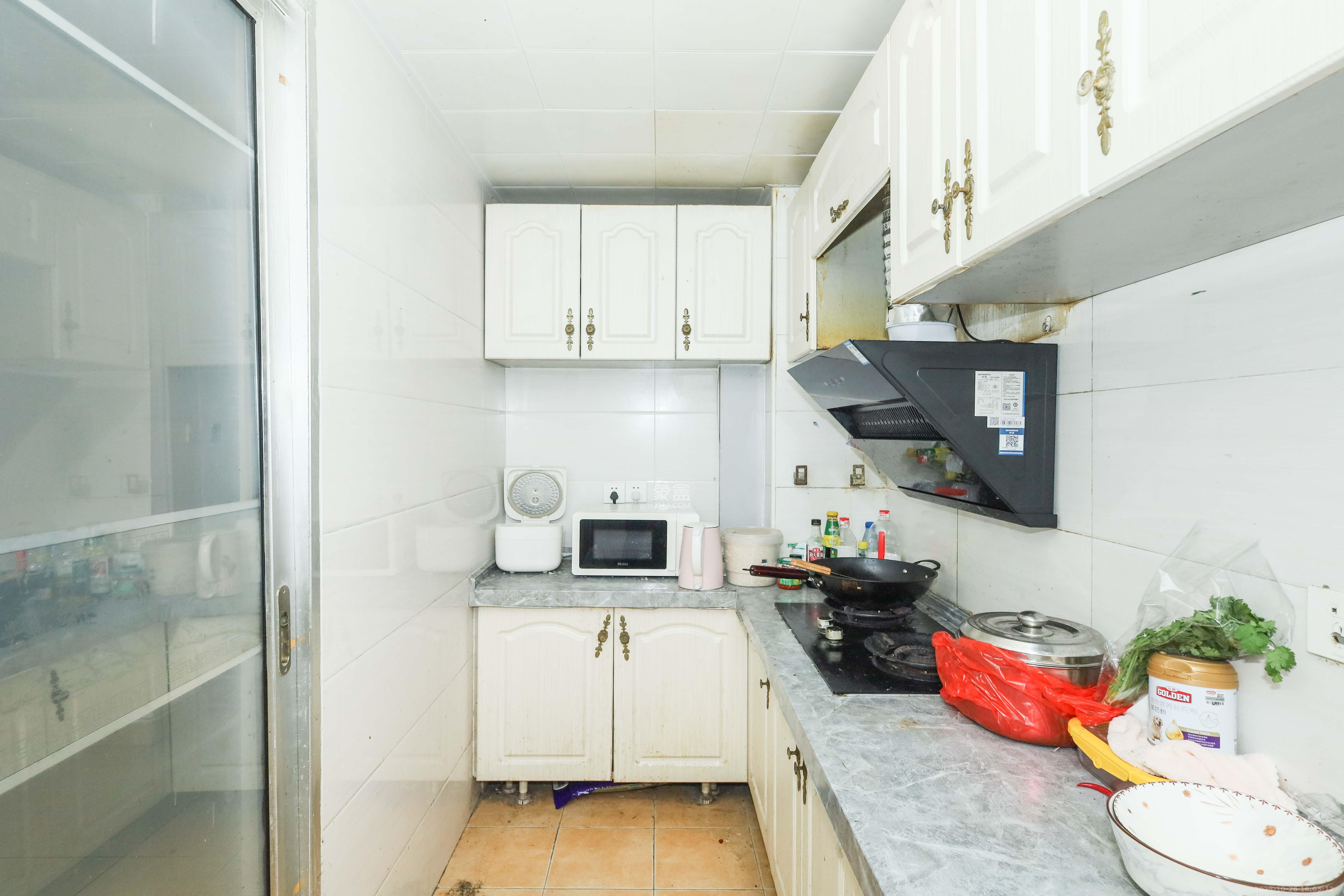 麓谷公馆（涉外国际公馆）  2室2厅1卫    72.0万厨房