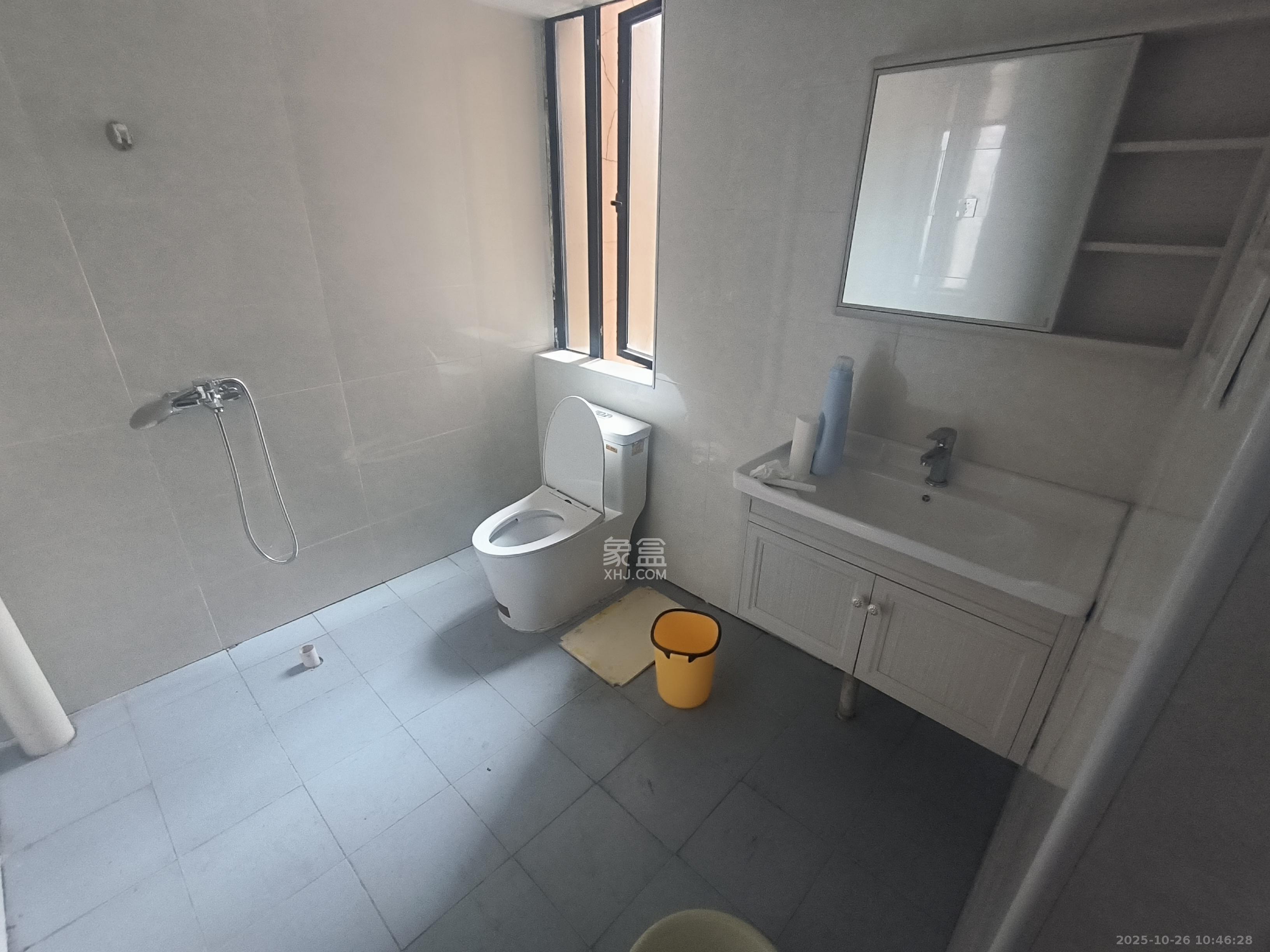 三江花中城 3室2厅2卫 3000.0元/月 三江花中城 3室2厅2卫 3000.0元/月室内图