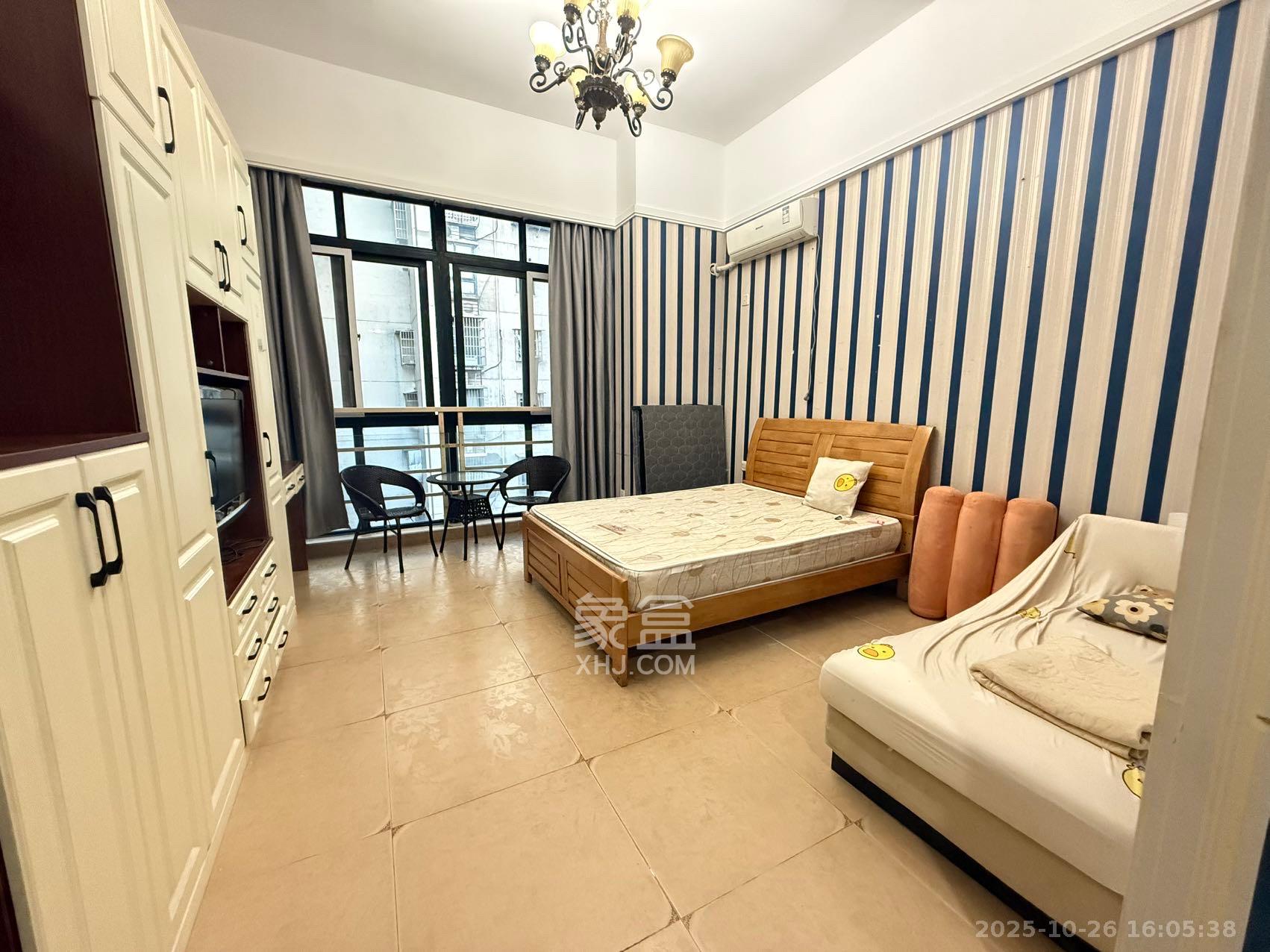 浏阳河畔家园  1室1厅1卫    1300.0元/月室内图